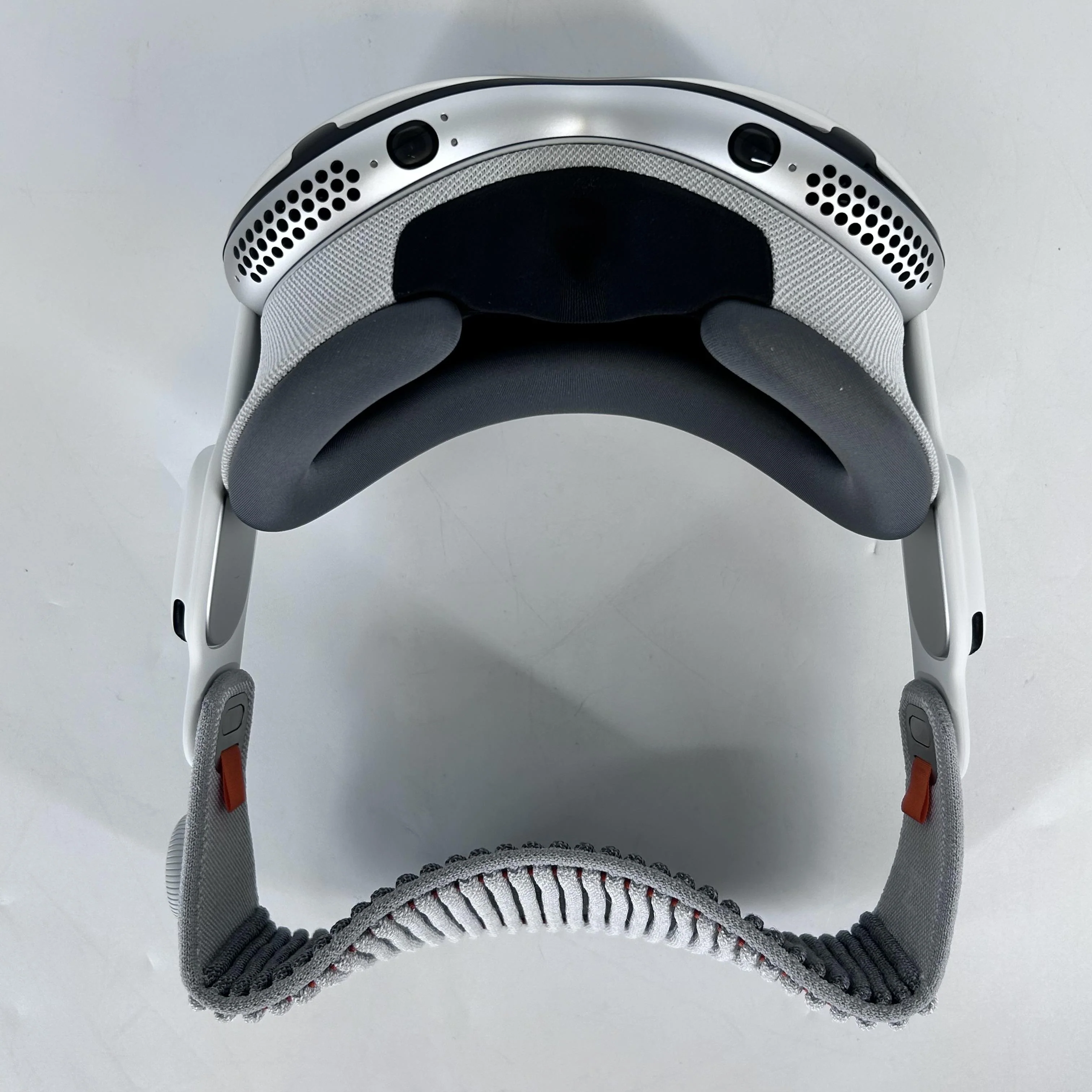 Apple Vision Pro 1TB - Image 5