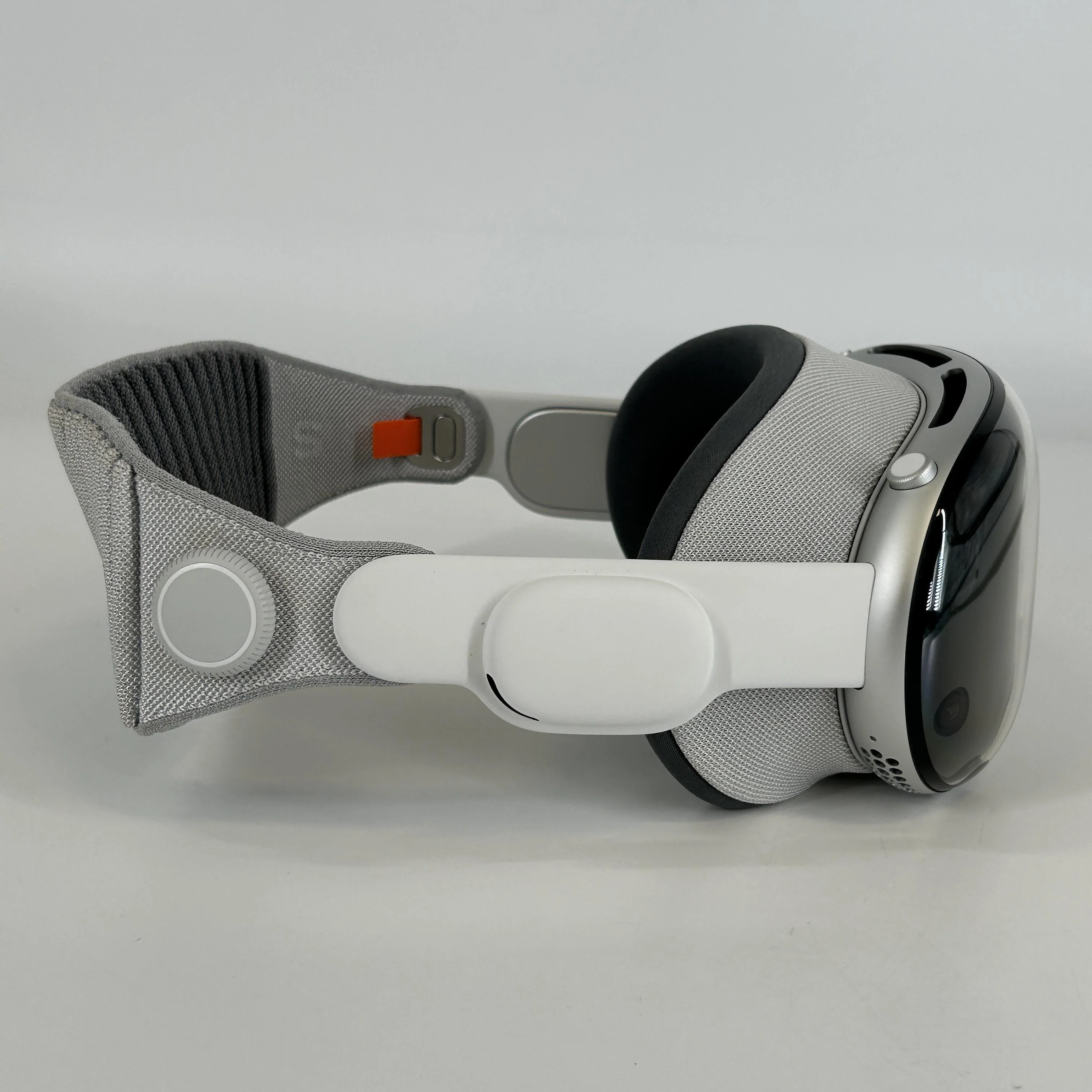 Apple Vision Pro 256GB - Image 3