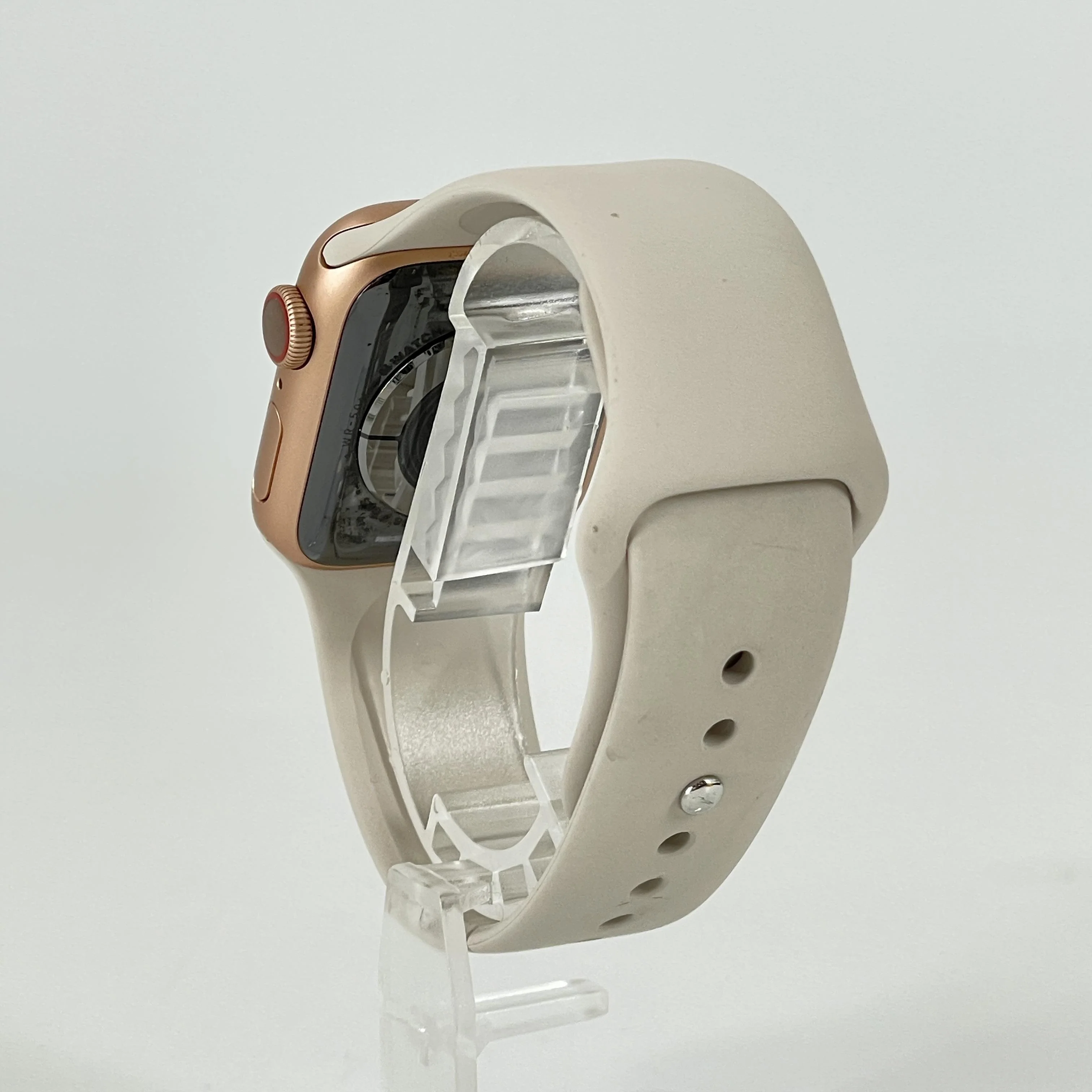 Apple Watch (Series 5) 40mm Gold Unlocked 32GB - Image 6