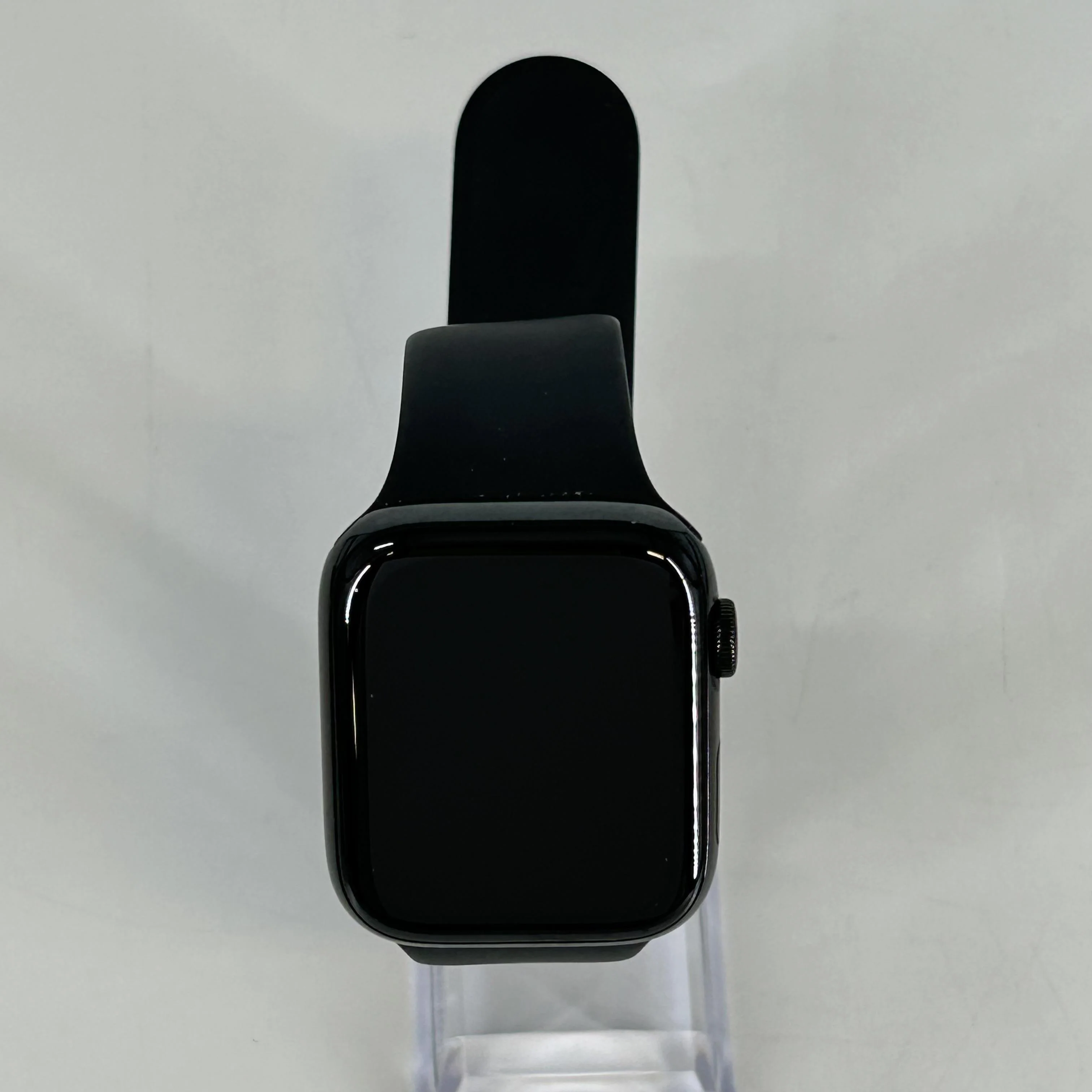 Apple Watch (Series 5) 44mm Black Unlocked 32GB - Image 2