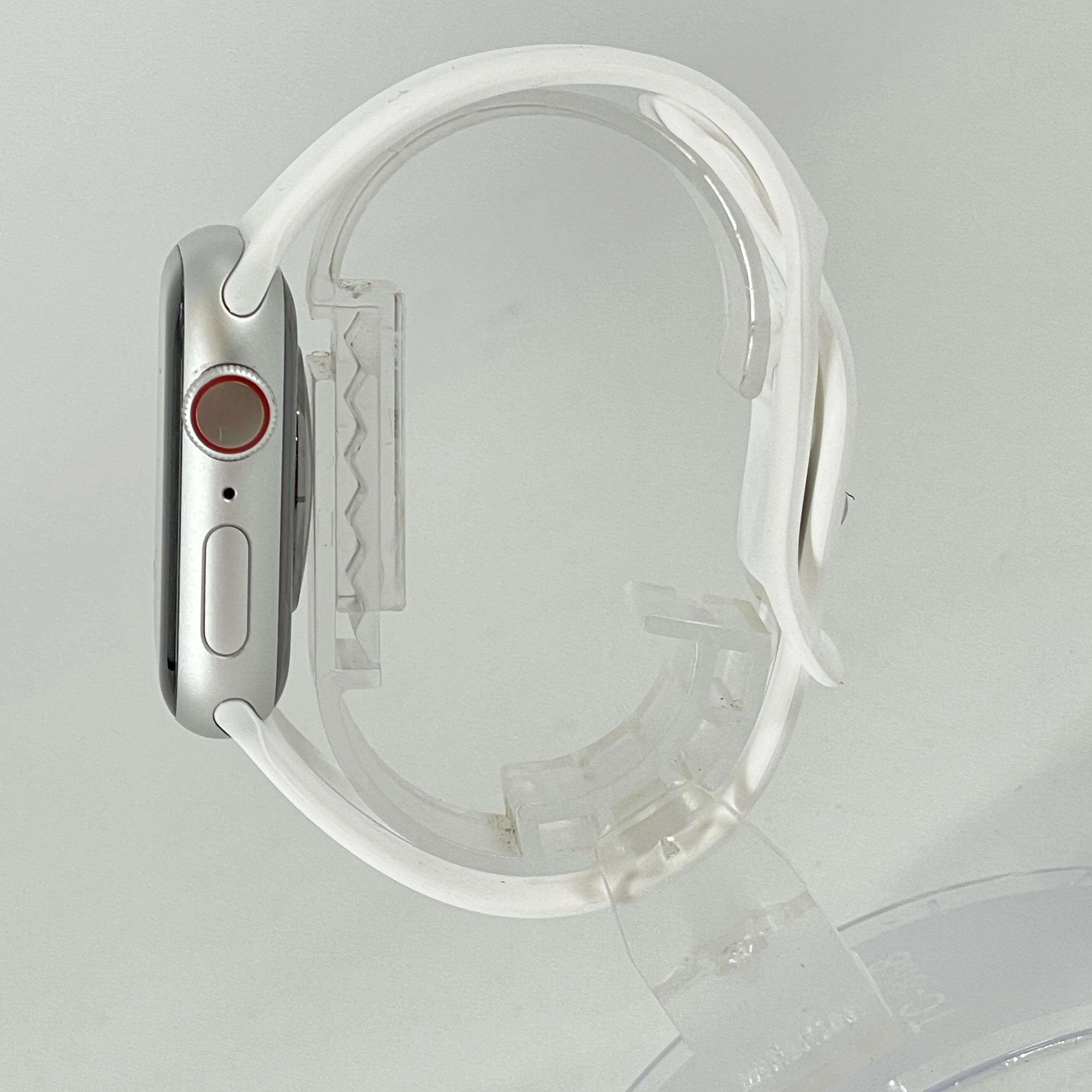 Apple Watch (Series 9) 41mm Silver Unlocked 64GB - Image 3