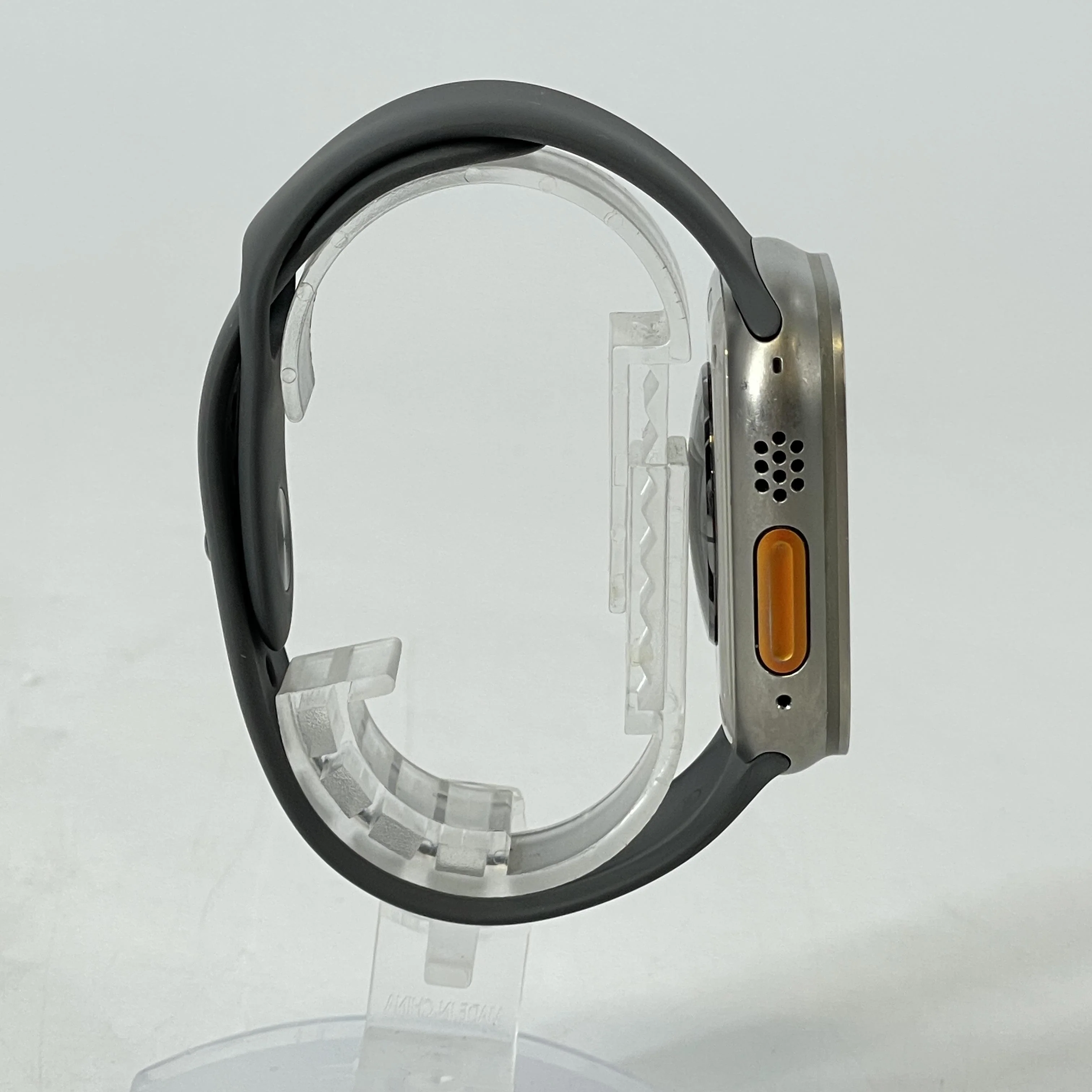 Apple Watch (Ultra) 49mm Natural Unlocked 32GB - Image 4