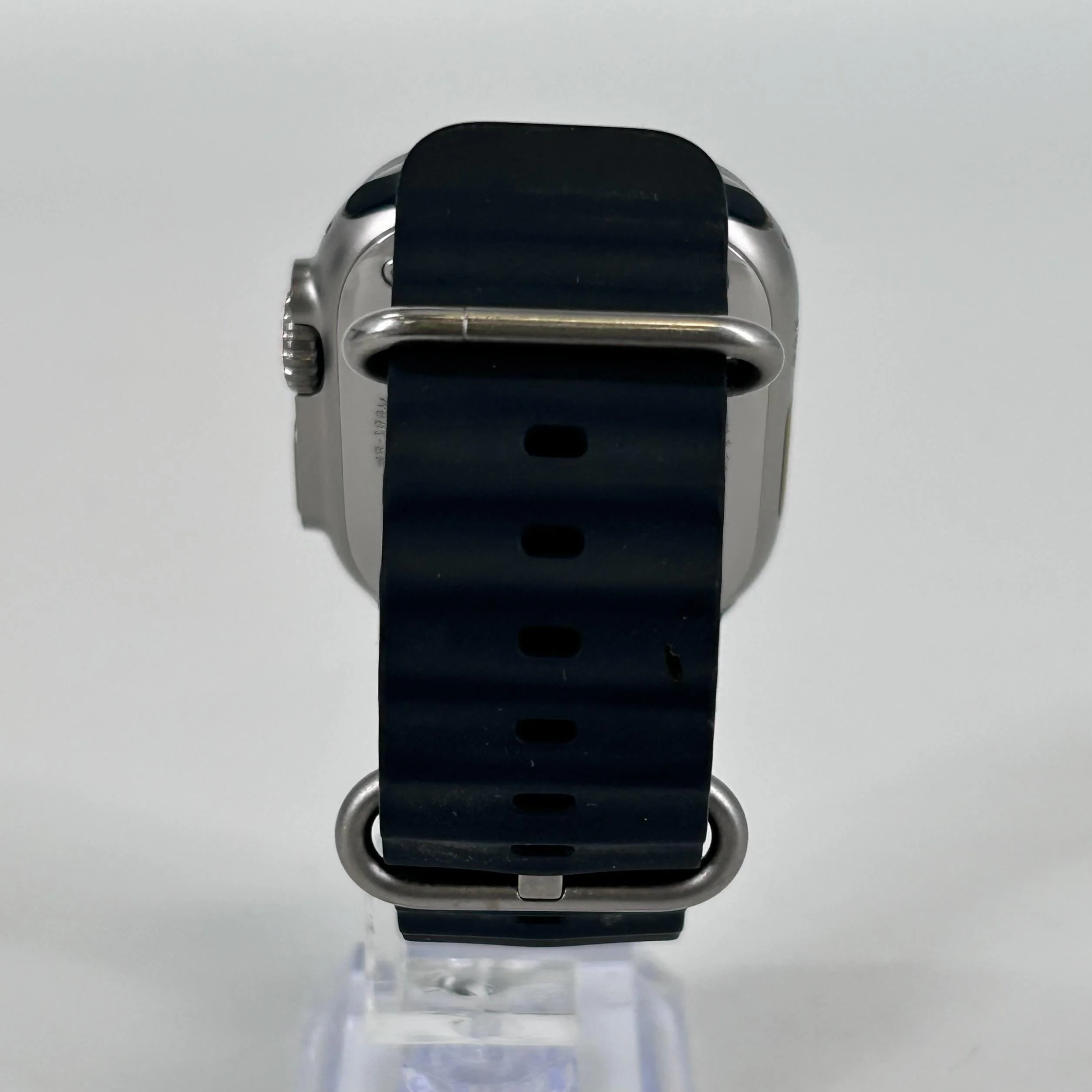 Apple Watch (Ultra) 49mm Titanium Unlocked 32GB - Image 5