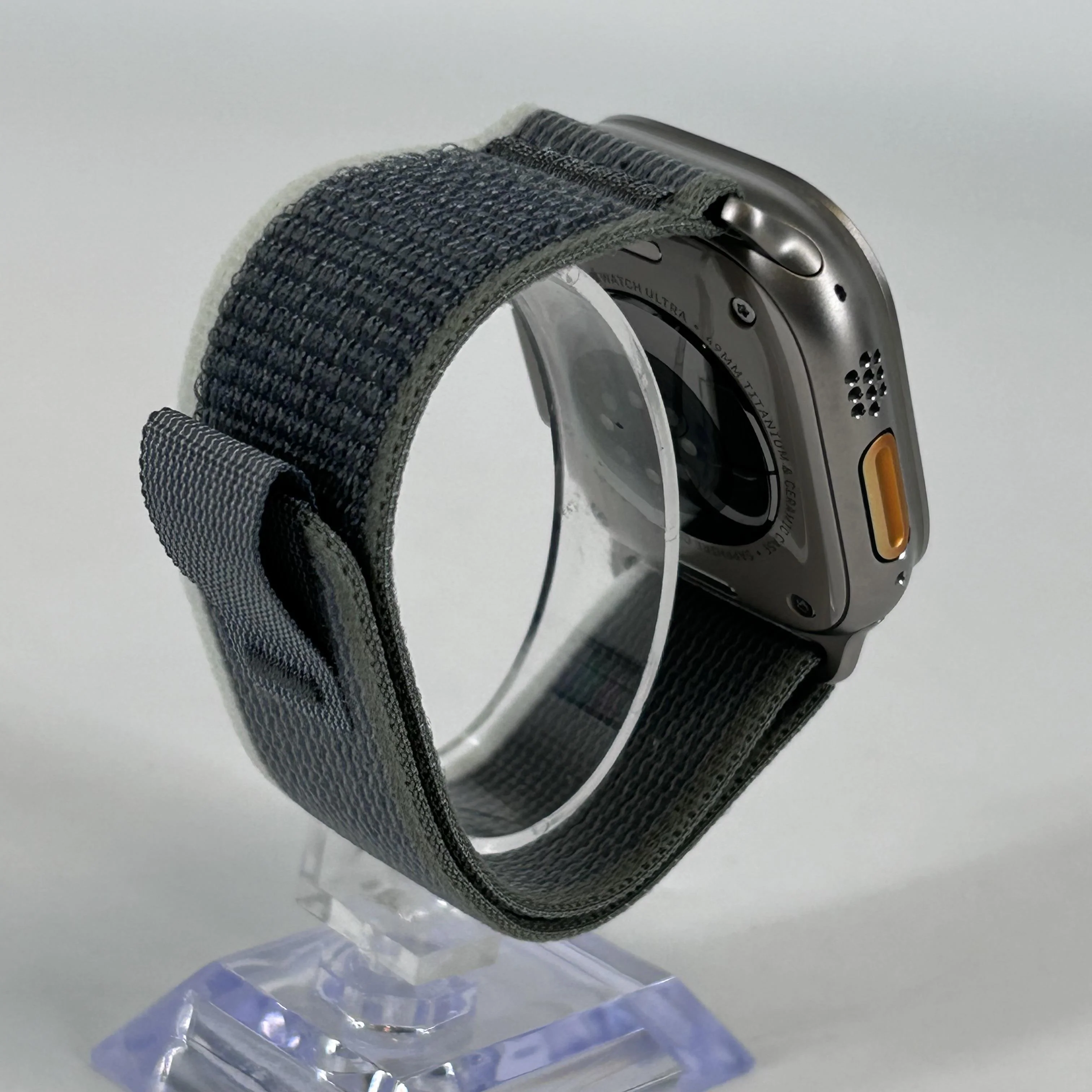 Apple Watch (Ultra) 49mm Unlocked 32GB - Image 4
