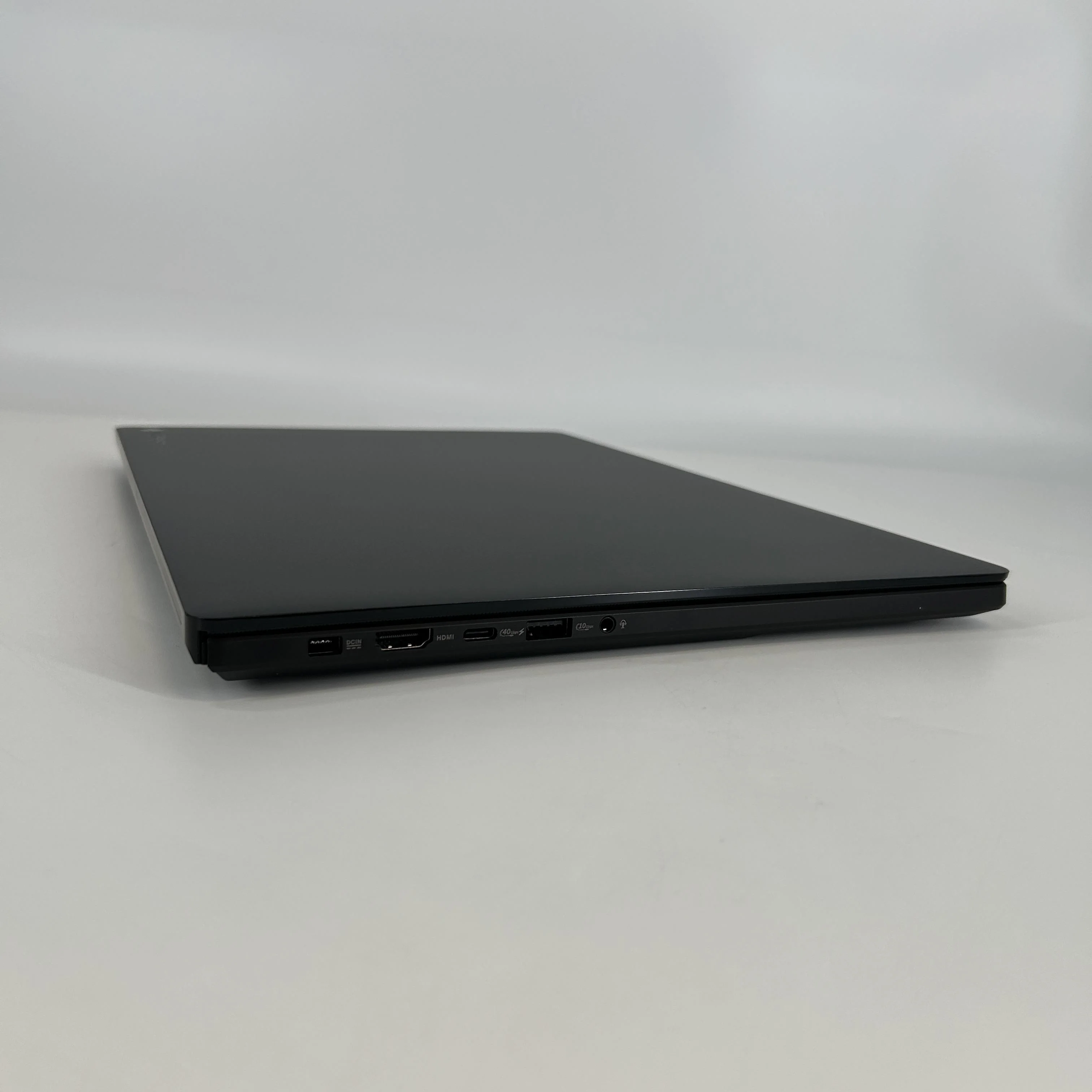 Asus ProArt P16 Black 2.0 GHz AMD Ryzen AI 9 HX 370 64GB RAM 2TB Solid State Drive 2TB Solid State Drive NVIDIA GeForce RTX 5090 24 GB - Image 7