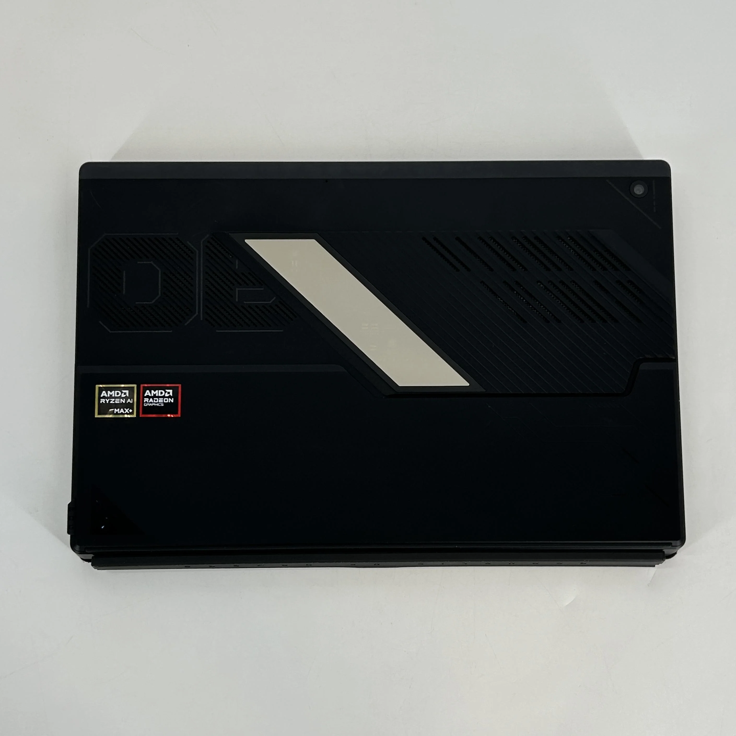 Asus ROG Flow Z13 GZ302 13.4 Black 3.0 GHz AMD Ryzen AI MAX+ 395 128GB RAM 1TB Solid State Drive - Image 9