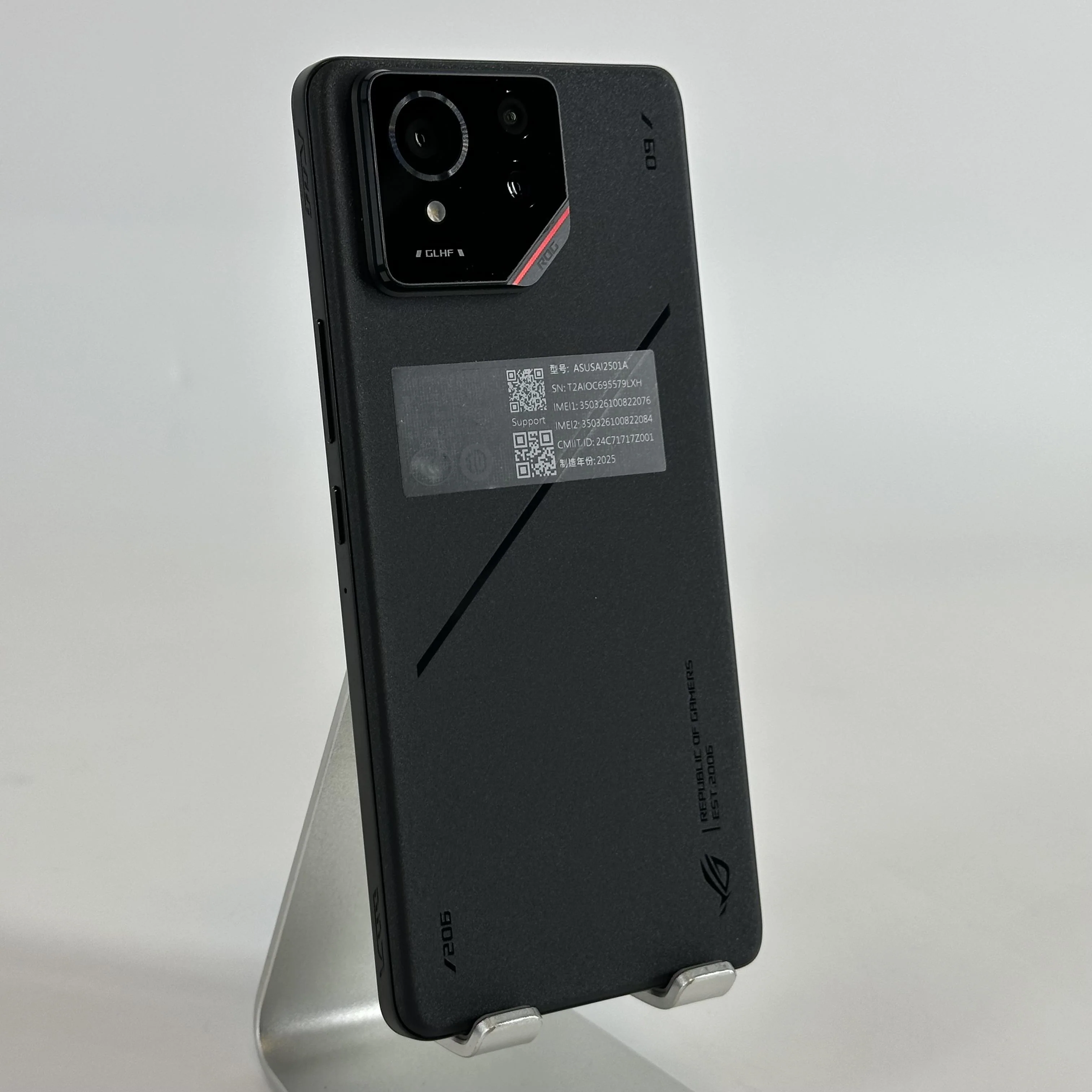 ASUS ROG Phone 9 Pro 24GB RAM 1TB Black (GSM Unlocked) - Image 4