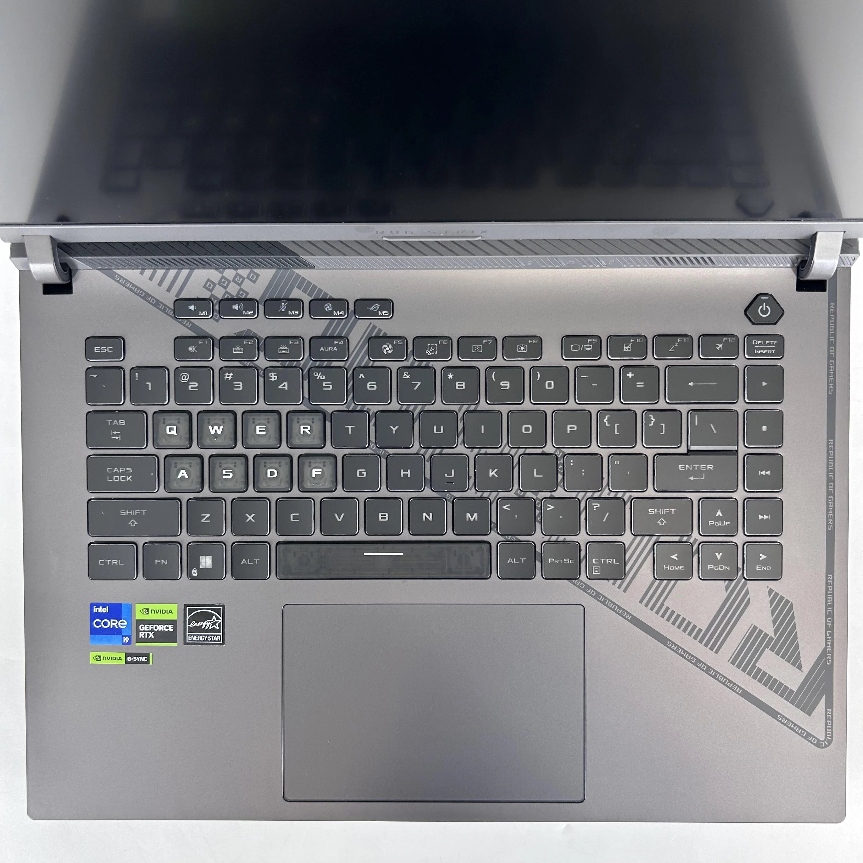 Asus ROG Strix G16 G614 16 Black 2.2 GHz Intel Core i9 13th Gen. 16GB RAM 1TB Solid State Drive NVIDIA GeForce RTX 4060 8 GB - Image 2
