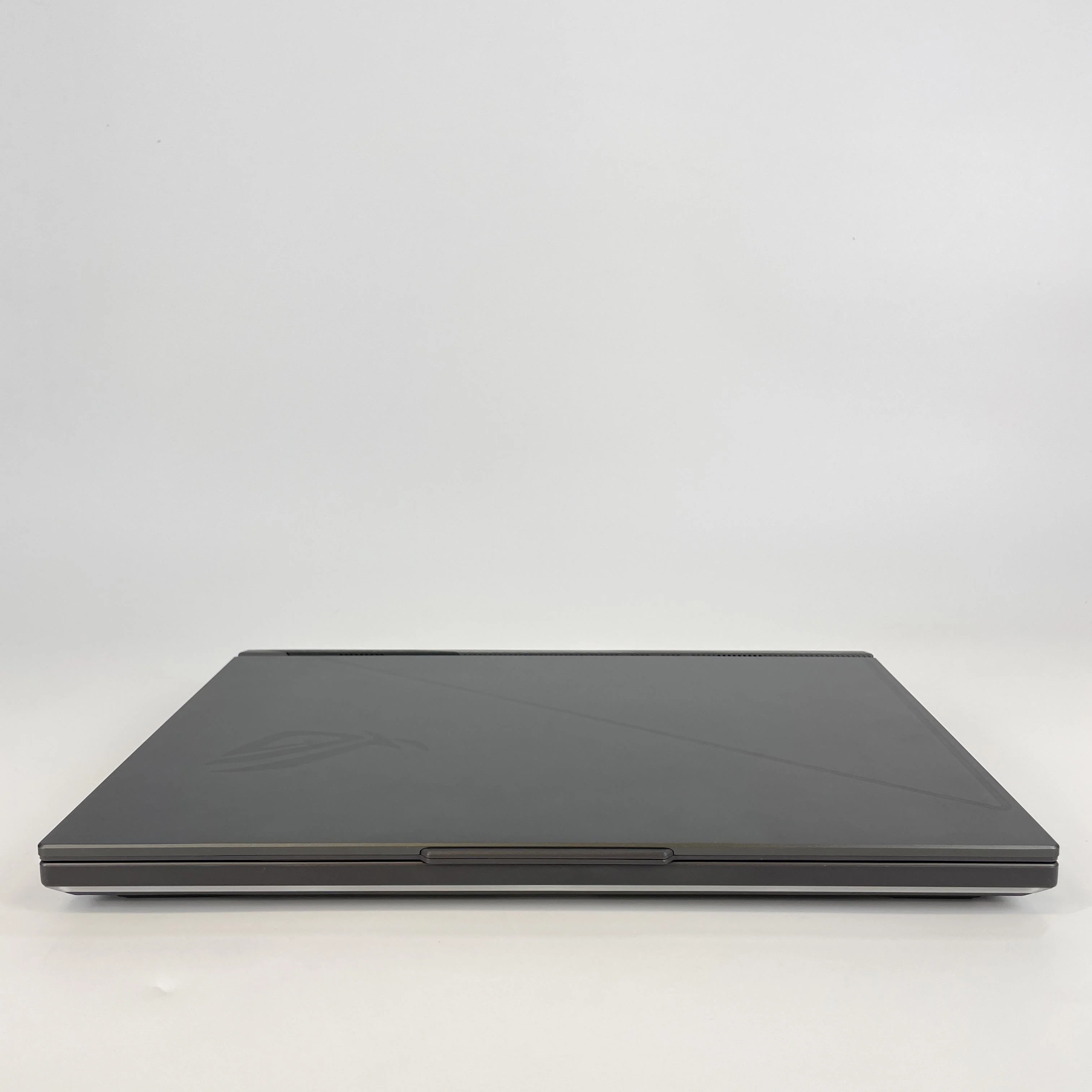 Asus ROG Strix G16 G614 16 Black 2.6 GHz Intel Core i7 13th Gen. 16GB RAM 1TB Solid State Drive NVIDIA GeForce RTX 4060 8 GB - Image 9