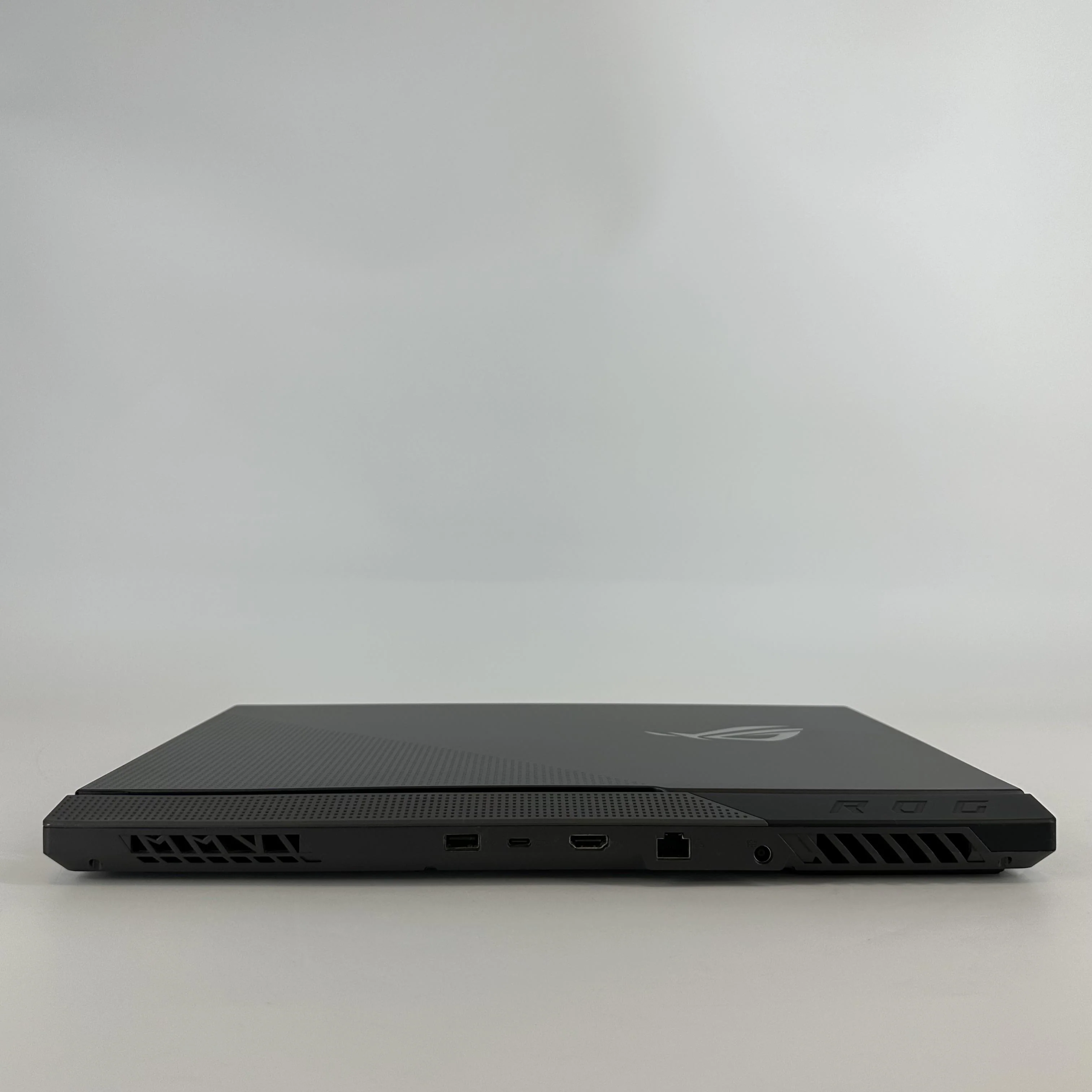 Asus ROG Strix G17 G713 17.3 Black 2.9 GHz AMD Ryzen 7 4800H 16GB RAM 1TB Solid State Drive NVIDIA GeForce RTX 3060 6 GB - Image 9