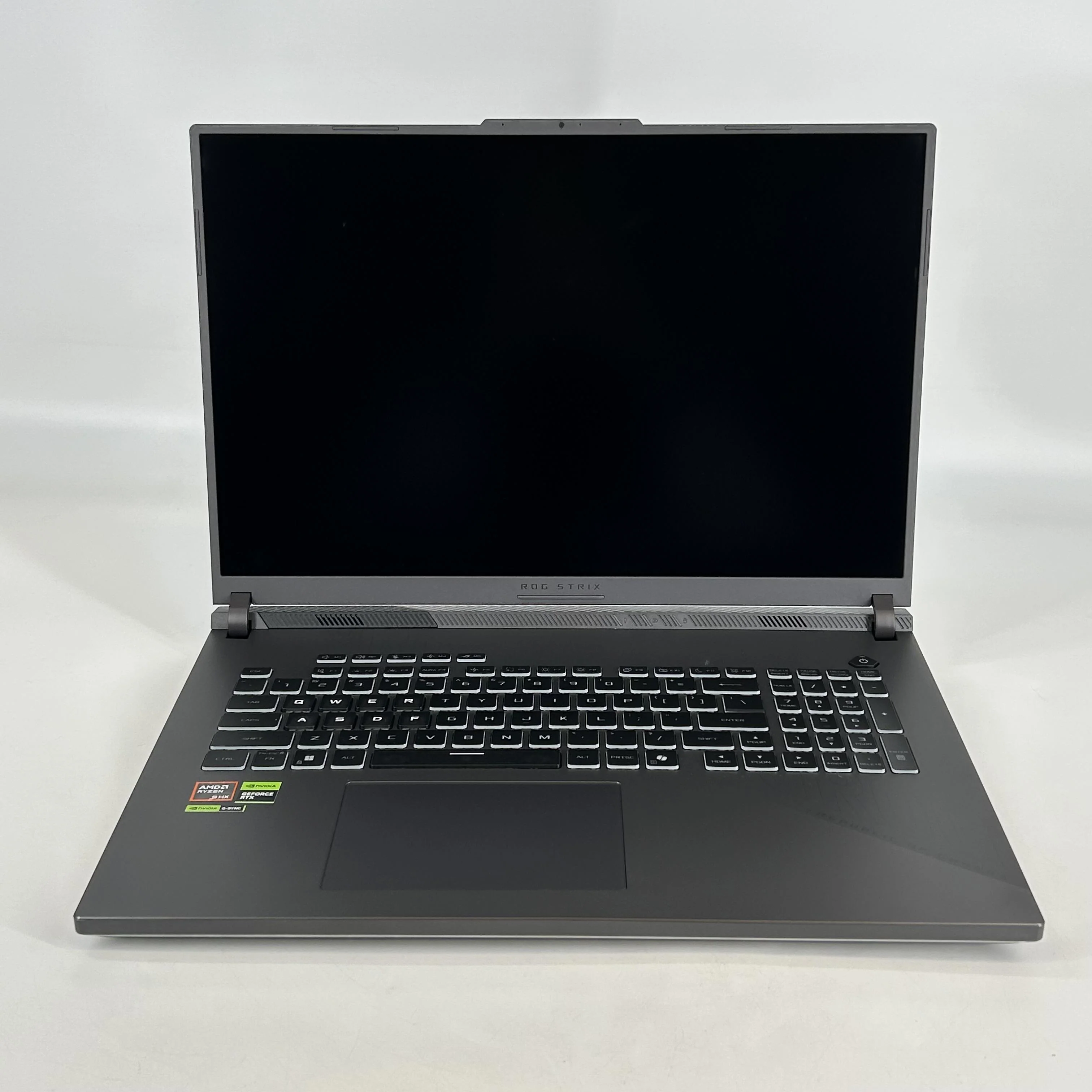 Asus ROG Strix G18 G814 18 Gray 2.4 GHz AMD Ryzen 9 8940HX 32GB RAM 1TB Solid State Drive NVIDIA GeForce RTX 5060 8 GB