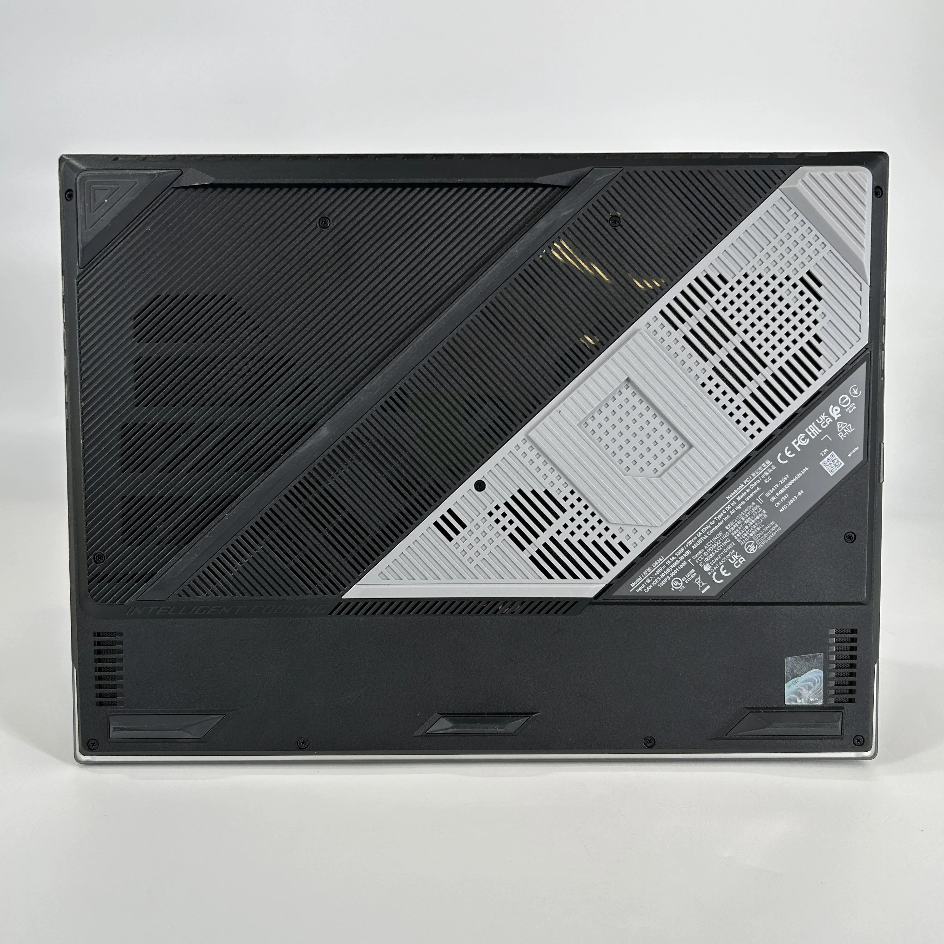 Asus ROG Strix Scar 16 G634 16 Black 2.2 GHz Intel Core i9 13th Gen. 32GB RAM 1TB Solid State Drive 1TB Solid State Drive NVIDIA GeForce RTX 4090 16 GB - Image 5