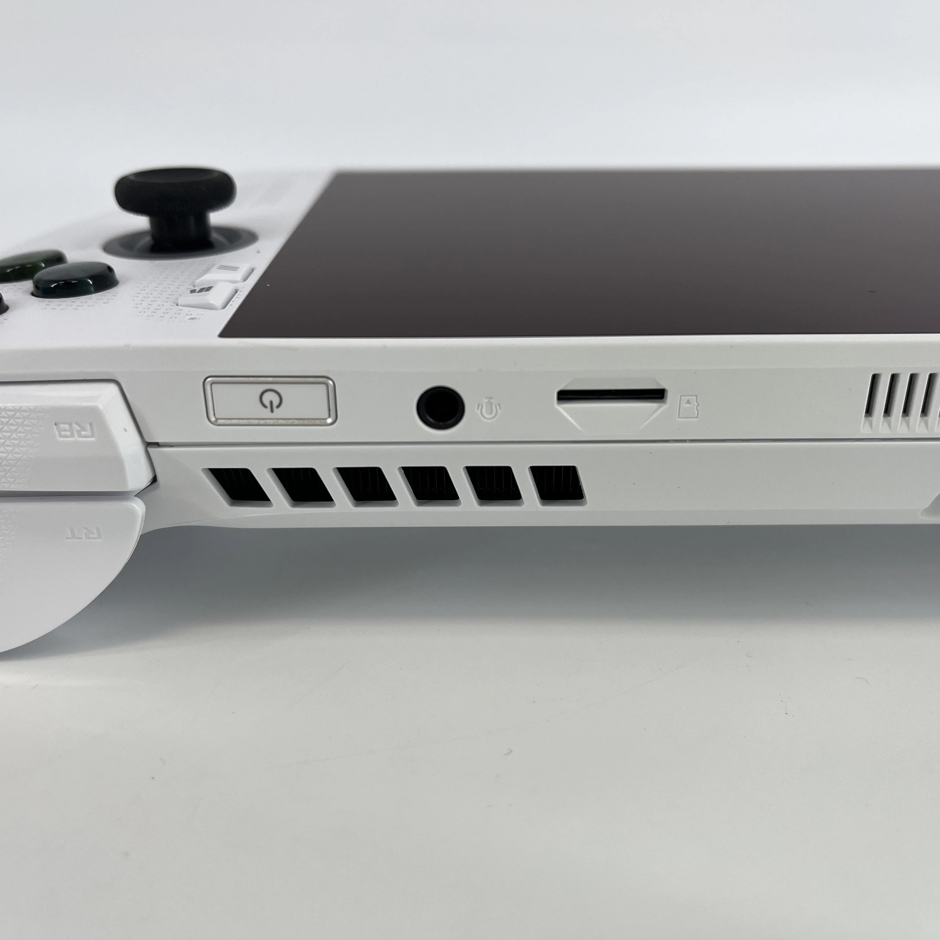 Asus ROG Xbox Ally White AMD Ryzen Z2 A 16GB RAM 512GB Solid State Drive - Image 4