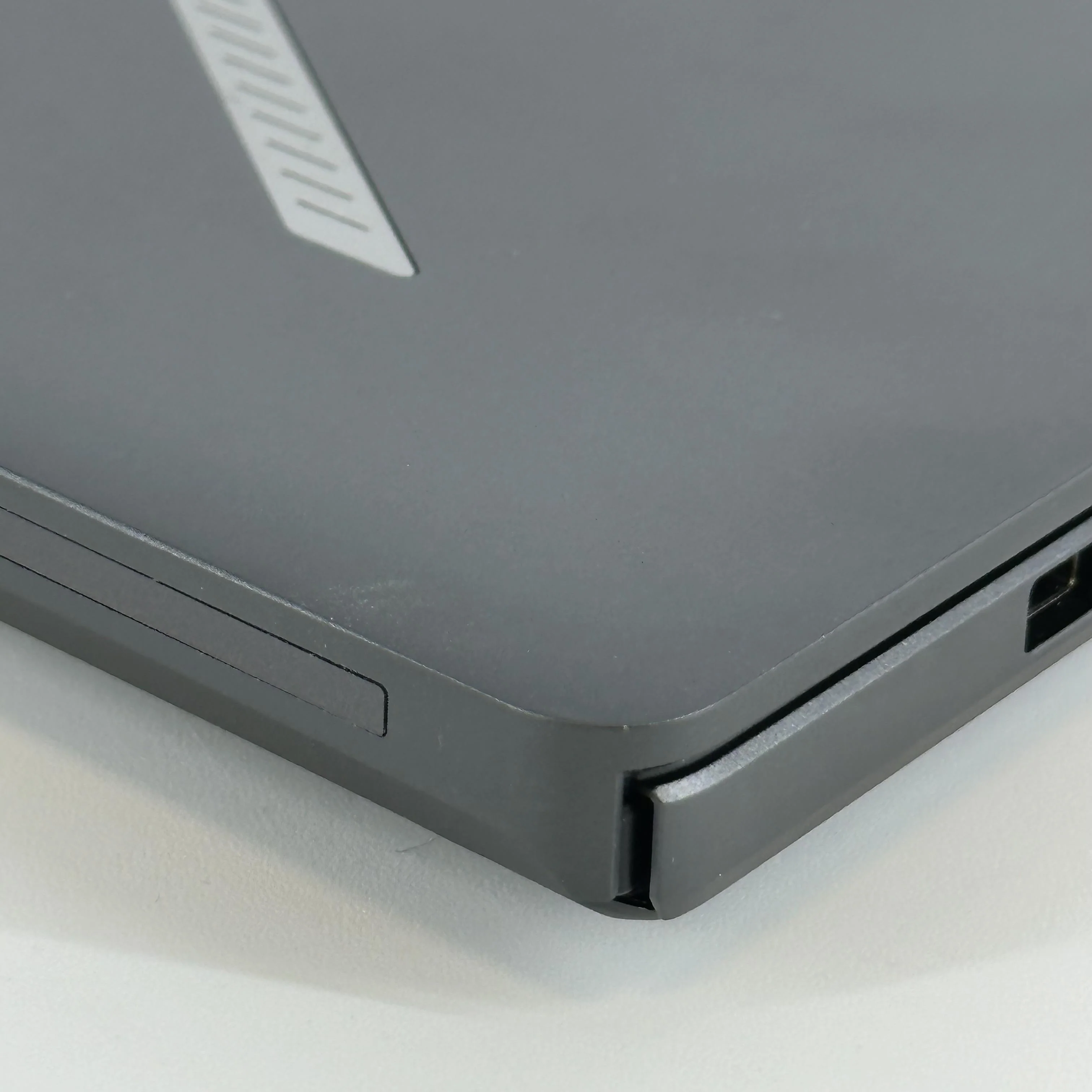 Asus ROG Zephyrus G14 GA403 14 Black 4.0 GHz AMD Ryzen 9 270 32GB RAM 1TB Solid State Drive NVIDIA GeForce RTX 5070 8 GB - Image 11