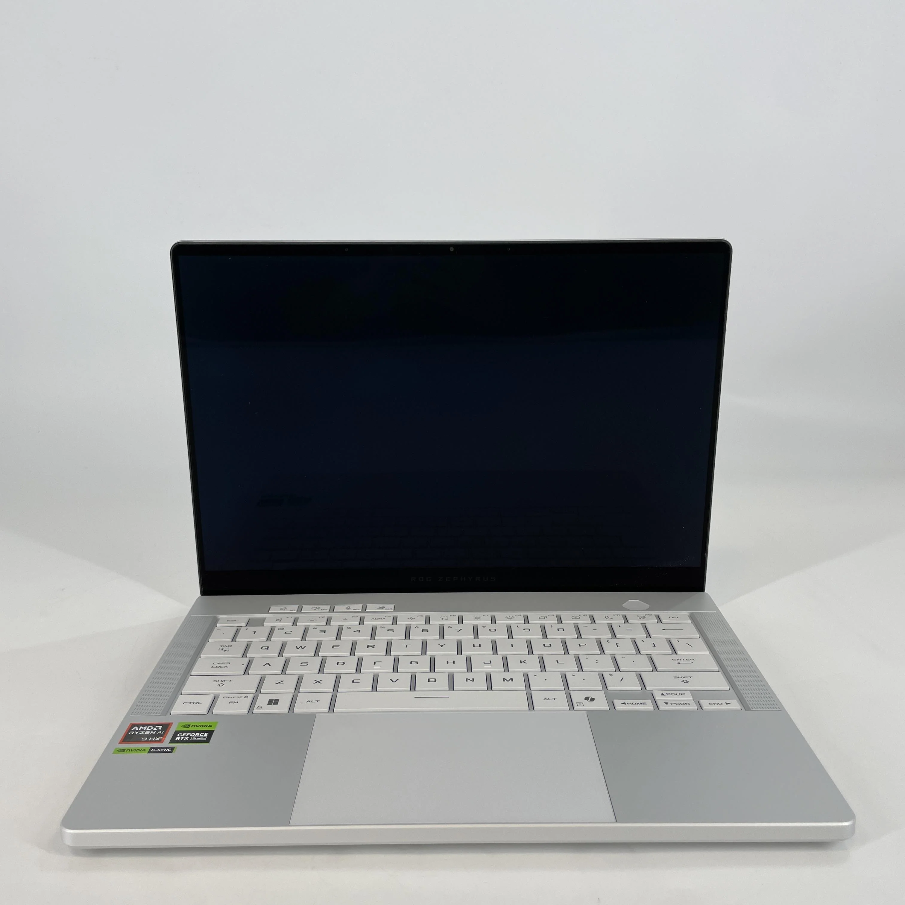 Asus ROG Zephyrus G14 GA403 14 White 2.0 GHz AMD Ryzen AI 9 HX 370 32GB RAM 1TB Solid State Drive NVIDIA GeForce RTX 5070 Ti 12 GB