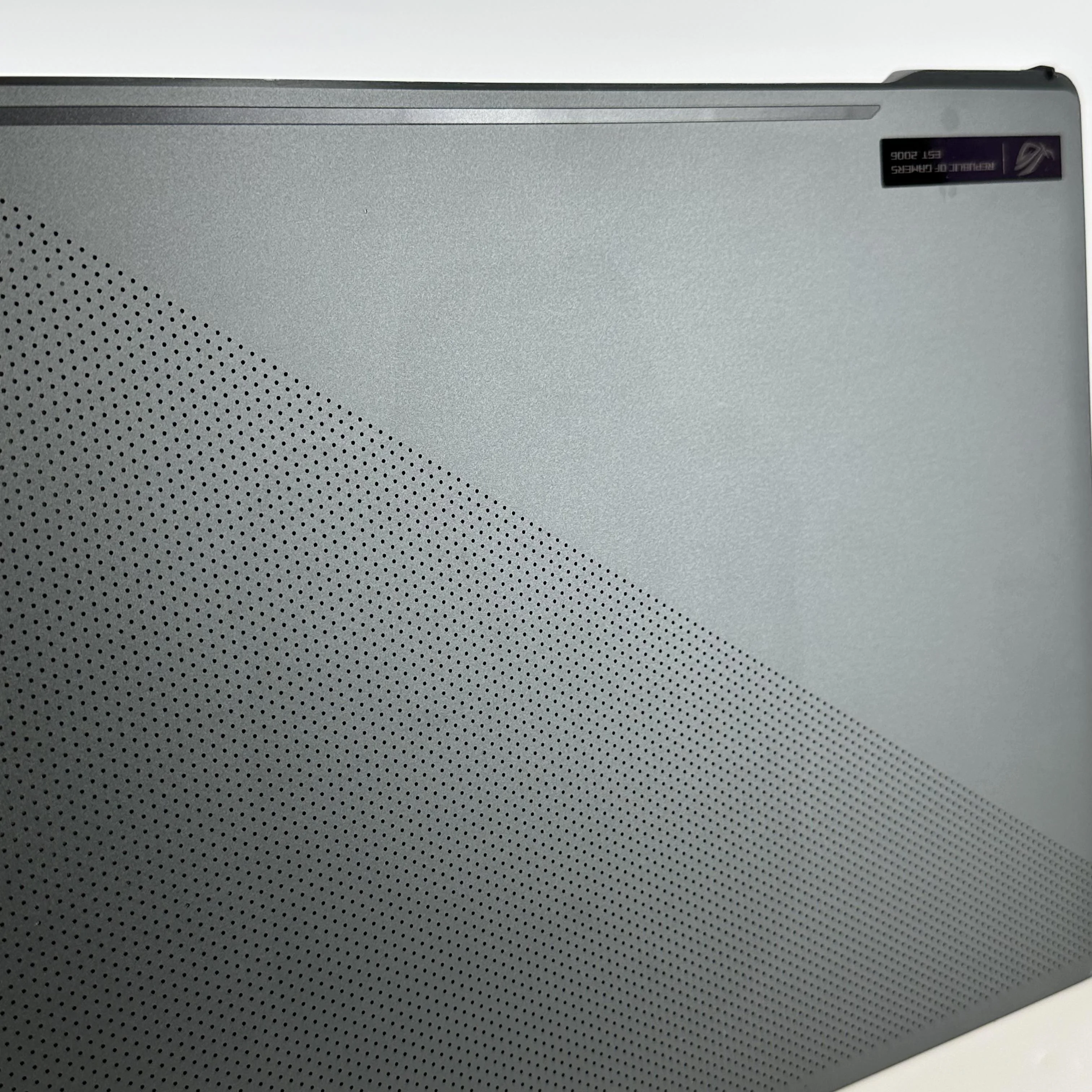Asus ROG Zephyrus G15 GA503 15.6 Black 3.3 GHz AMD Ryzen 9 6900HS 16GB RAM 512GB Solid State Drive NVIDIA GeForce RTX 3060 6 GB - Image 9