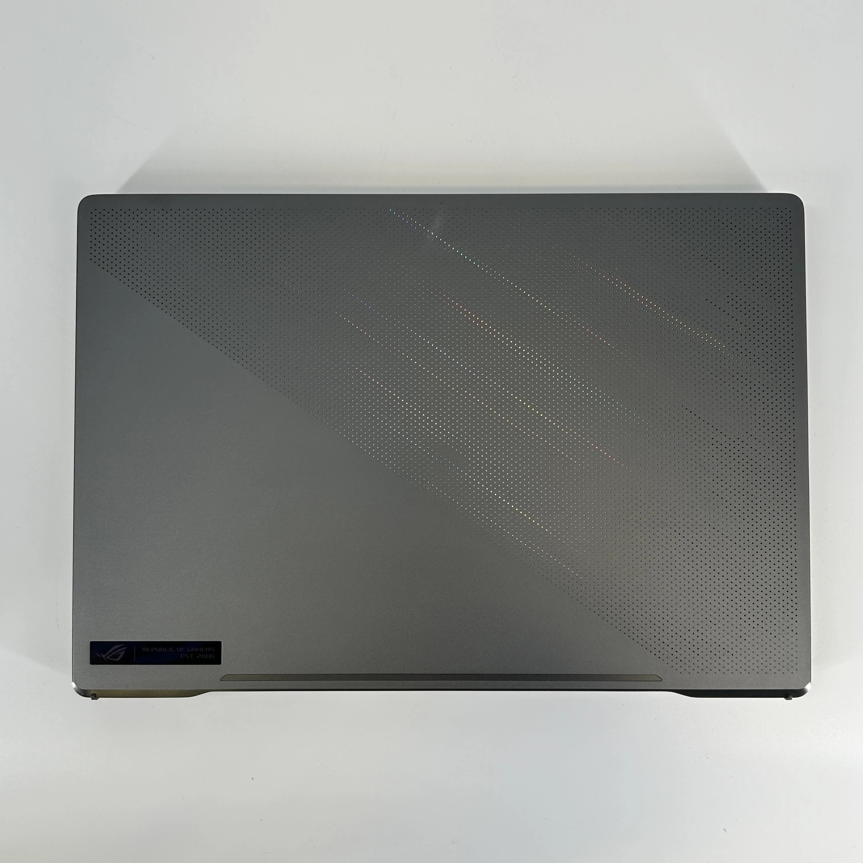 Asus ROG Zephyrus G15 GA503 15.6 Black 3.3 GHz AMD Ryzen 9 6900HS 16GB RAM 512GB Solid State Drive NVIDIA GeForce RTX 3060 6 GB - Image 8