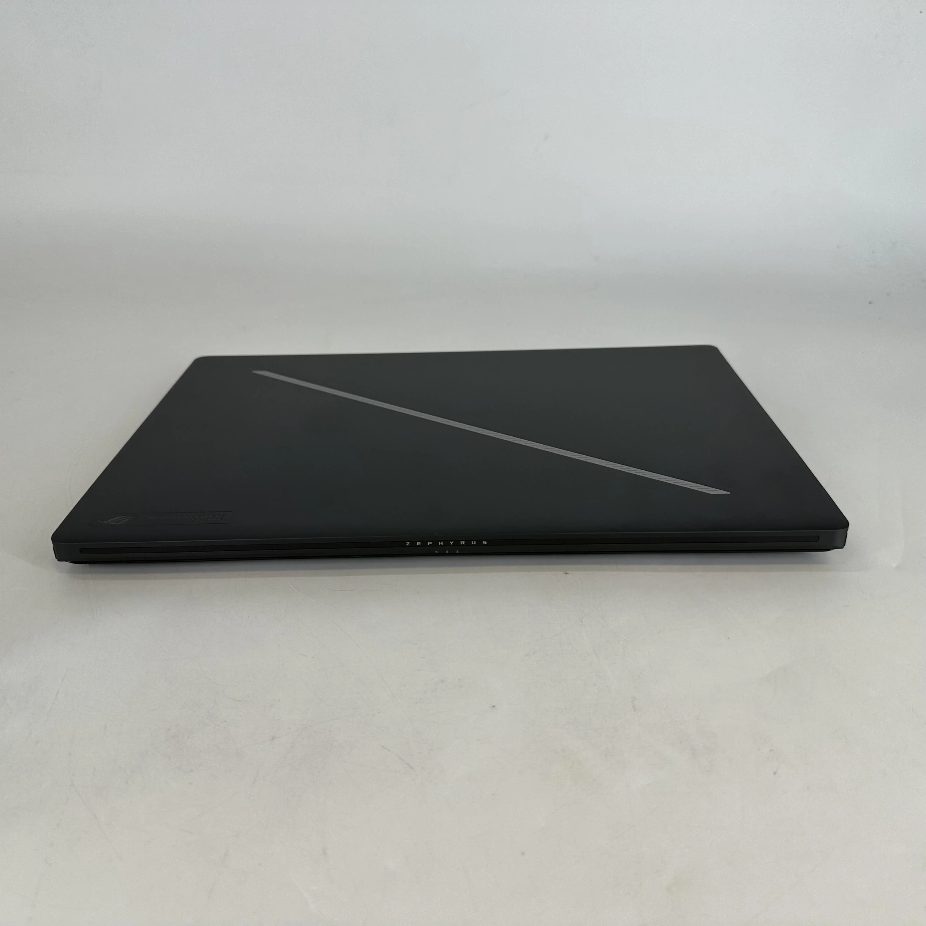 Asus ROG Zephyrus G16 GU605 16 Black 2.5 GHz Intel Core Ultra 9 32GB RAM 1TB Solid State Drive NVIDIA GeForce RTX 4080 12 GB - Image 7