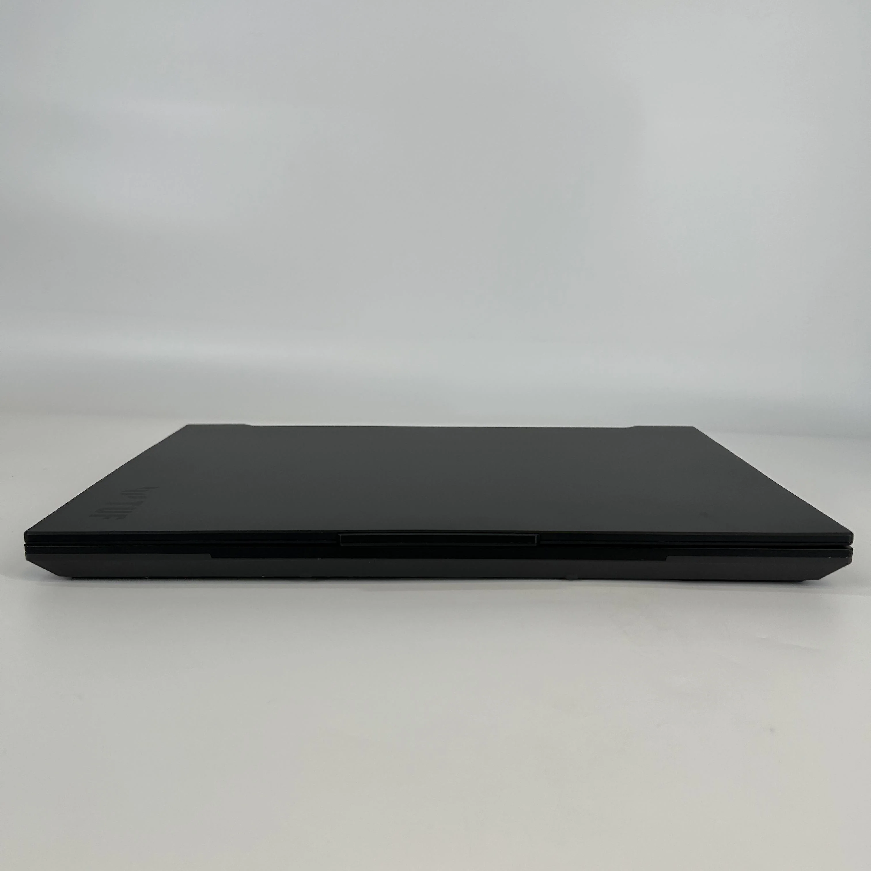 Asus TUF A16 16 Black 3.2 GHz AMD Ryzen 7 7735HS 32GB RAM 1TB Solid State Drive 512GB Solid State Drive AMD Radeon RX 7700S 8 GB - Image 9