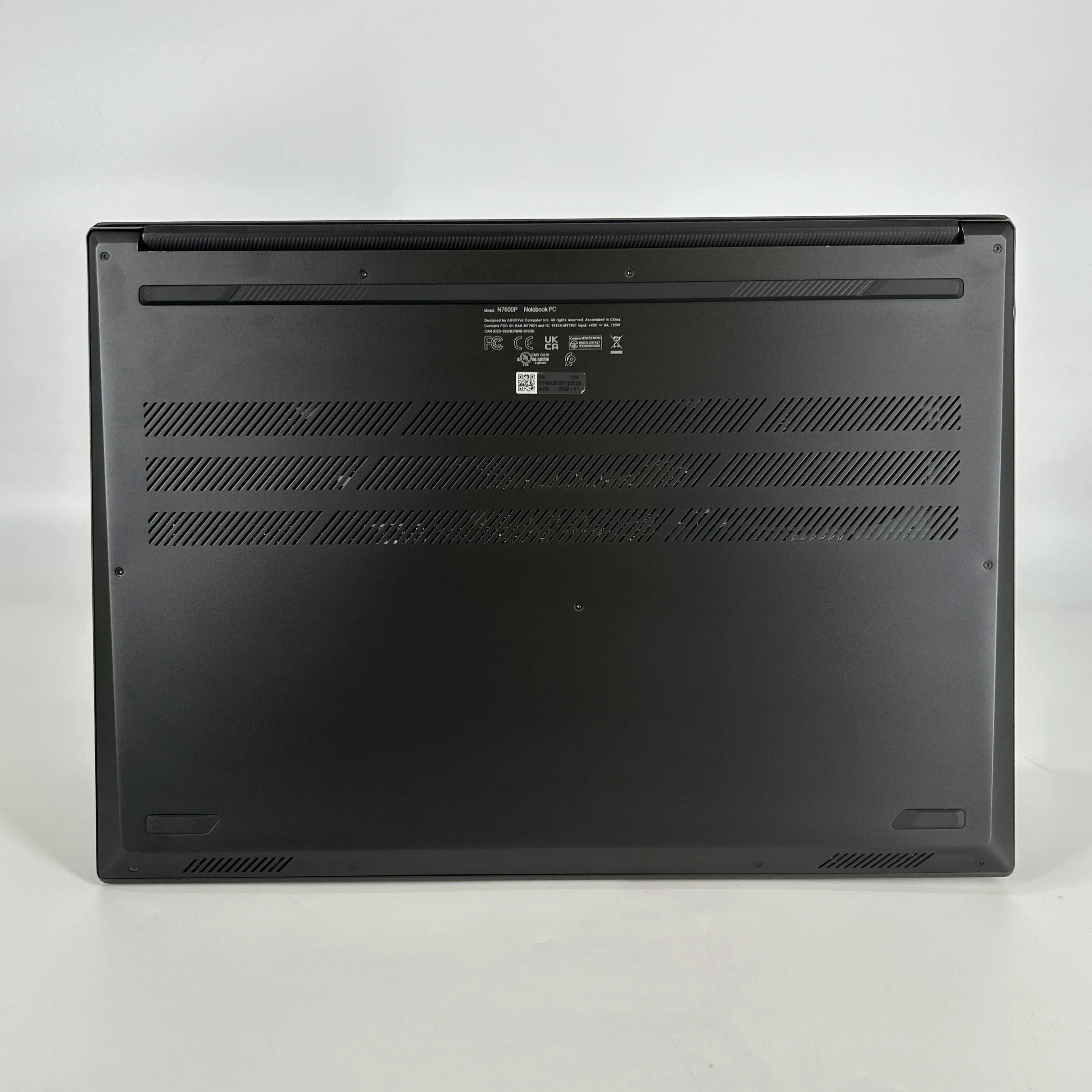 Asus VivoBook Pro 16X 16 Black 3.3 GHz Intel Core i7 11th Gen. 32GB RAM 1TB Solid State Drive - Image 4