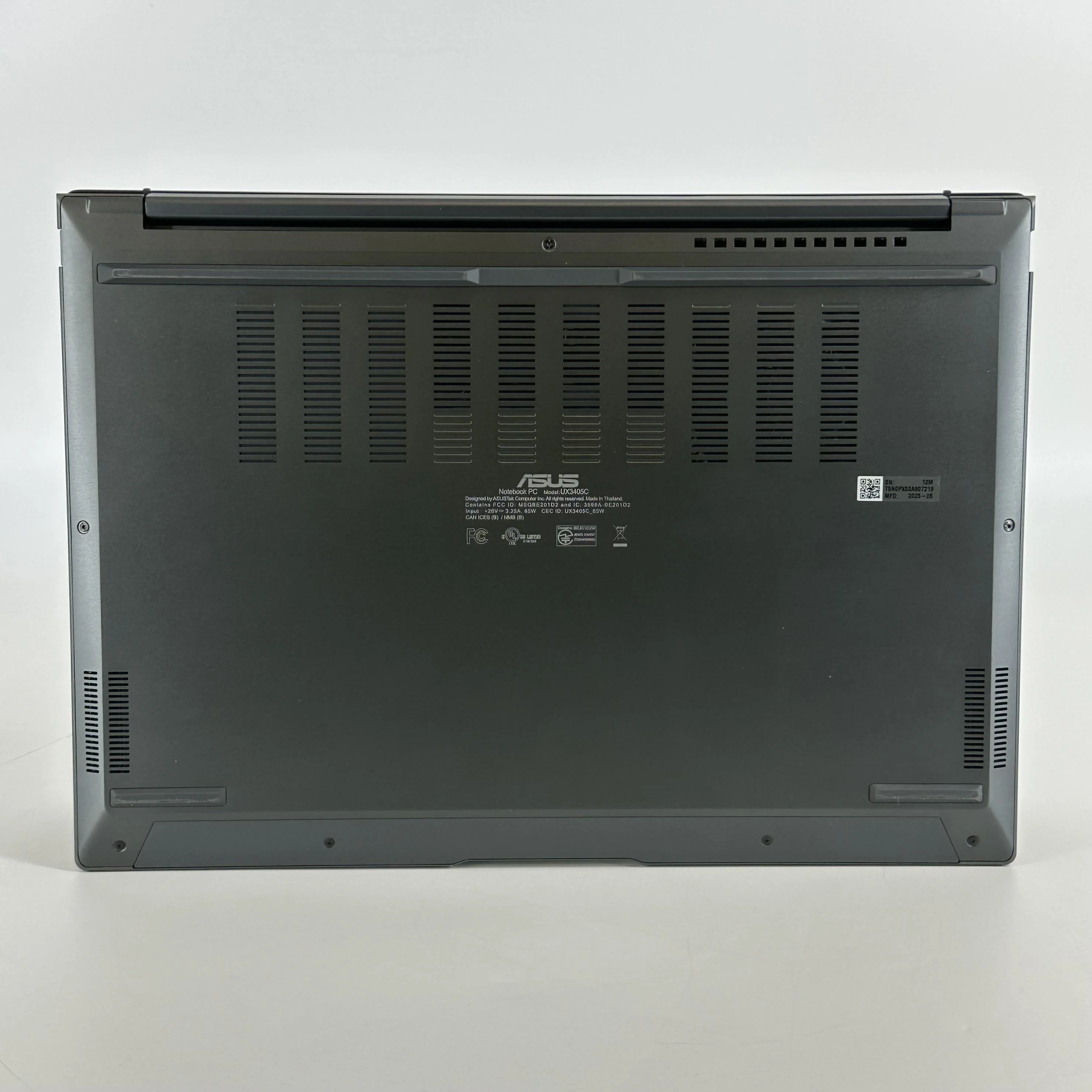 Asus Zenbook 14 Gray 2.9 GHz Intel Core Ultra 9 Series 2 32GB RAM 1TB Solid State Drive - Image 4