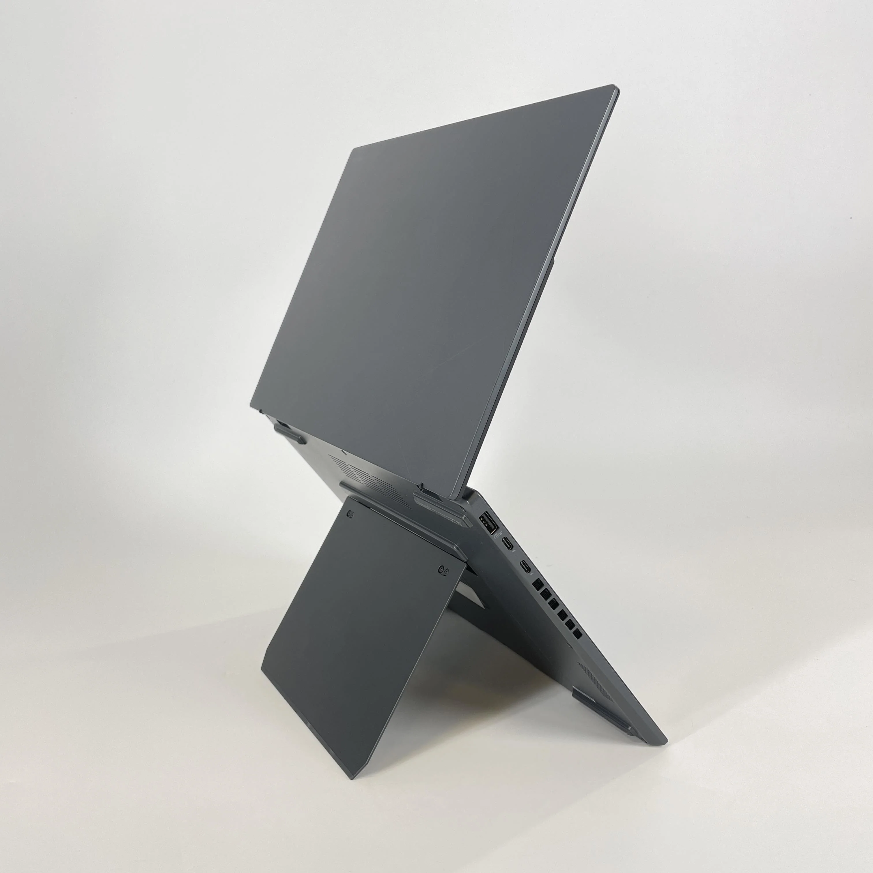 Asus Zenbook Duo 14 Gray 2.5 GHz Intel Core Ultra 9 32GB RAM 1TB Solid State Drive - Image 10