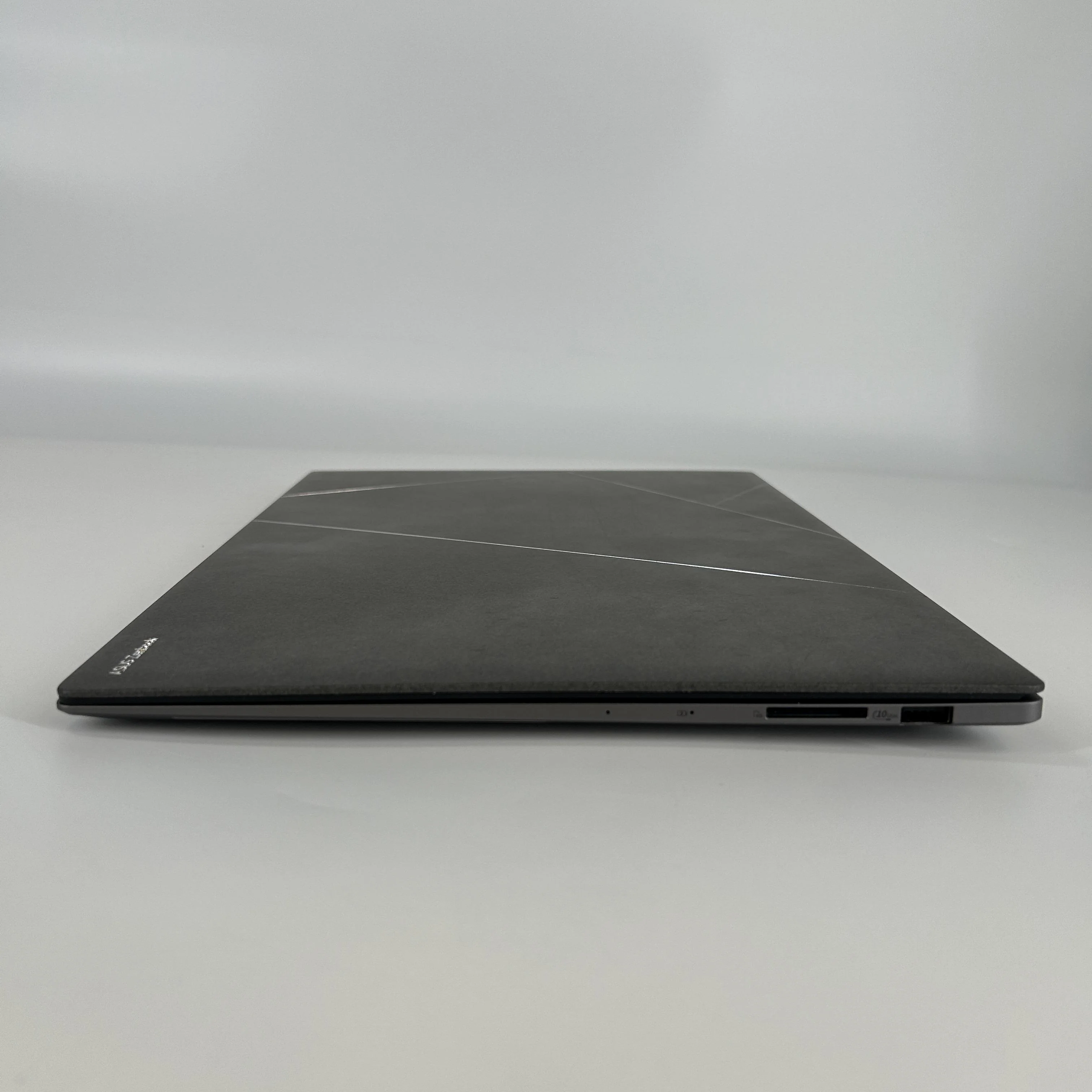 Asus Zenbook S 16 Gray 2.0 GHz AMD Ryzen AI 9 HX 370 32GB RAM 1TB Solid State Drive - Image 7