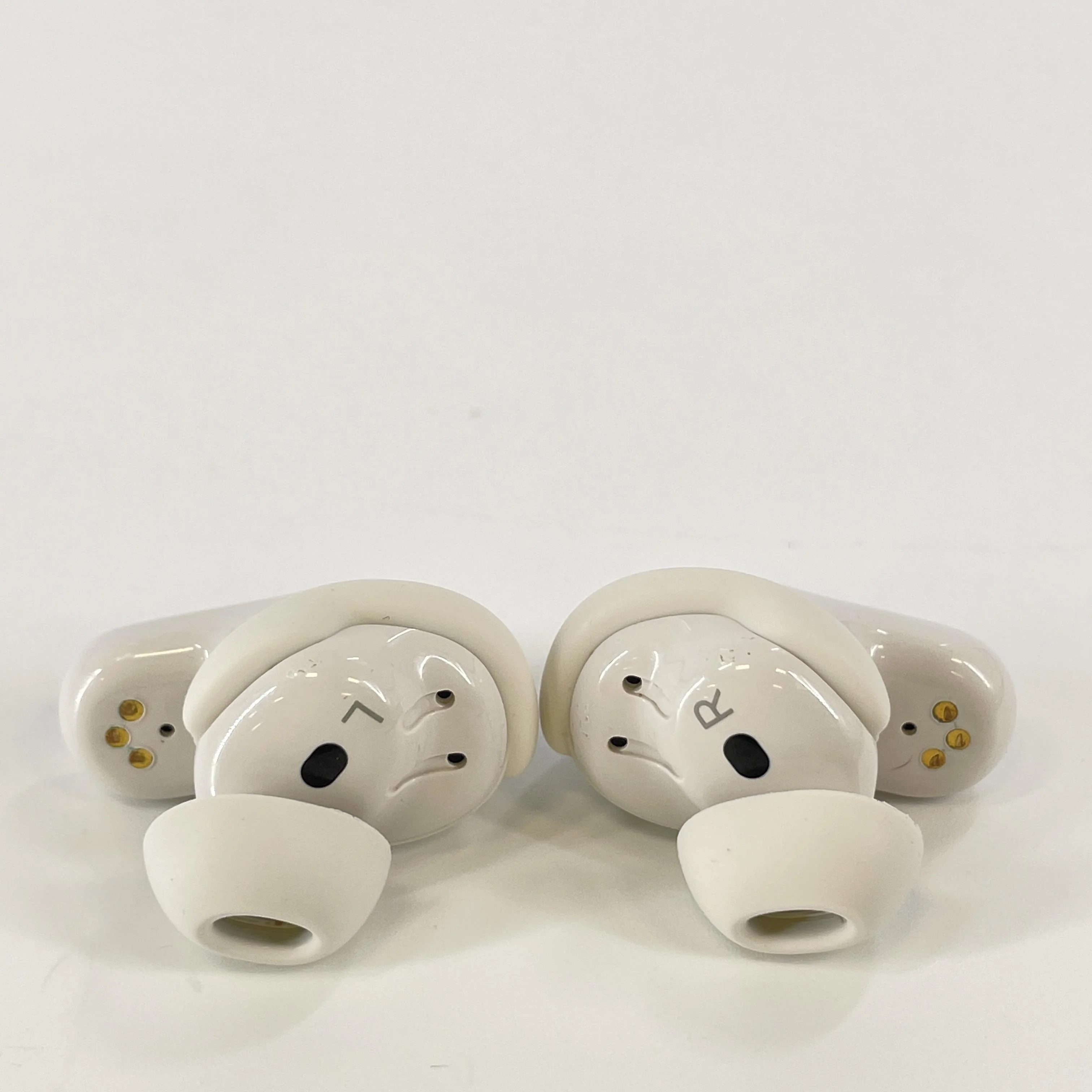 Bose QuietComfort Ultra Earbuds (2nd Gen) White Smoke - Image 11