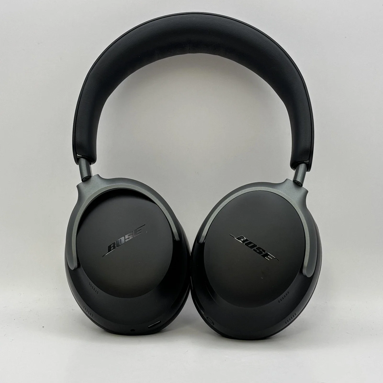 Bose QuietComfort Ultra Headphones Black - Image 2