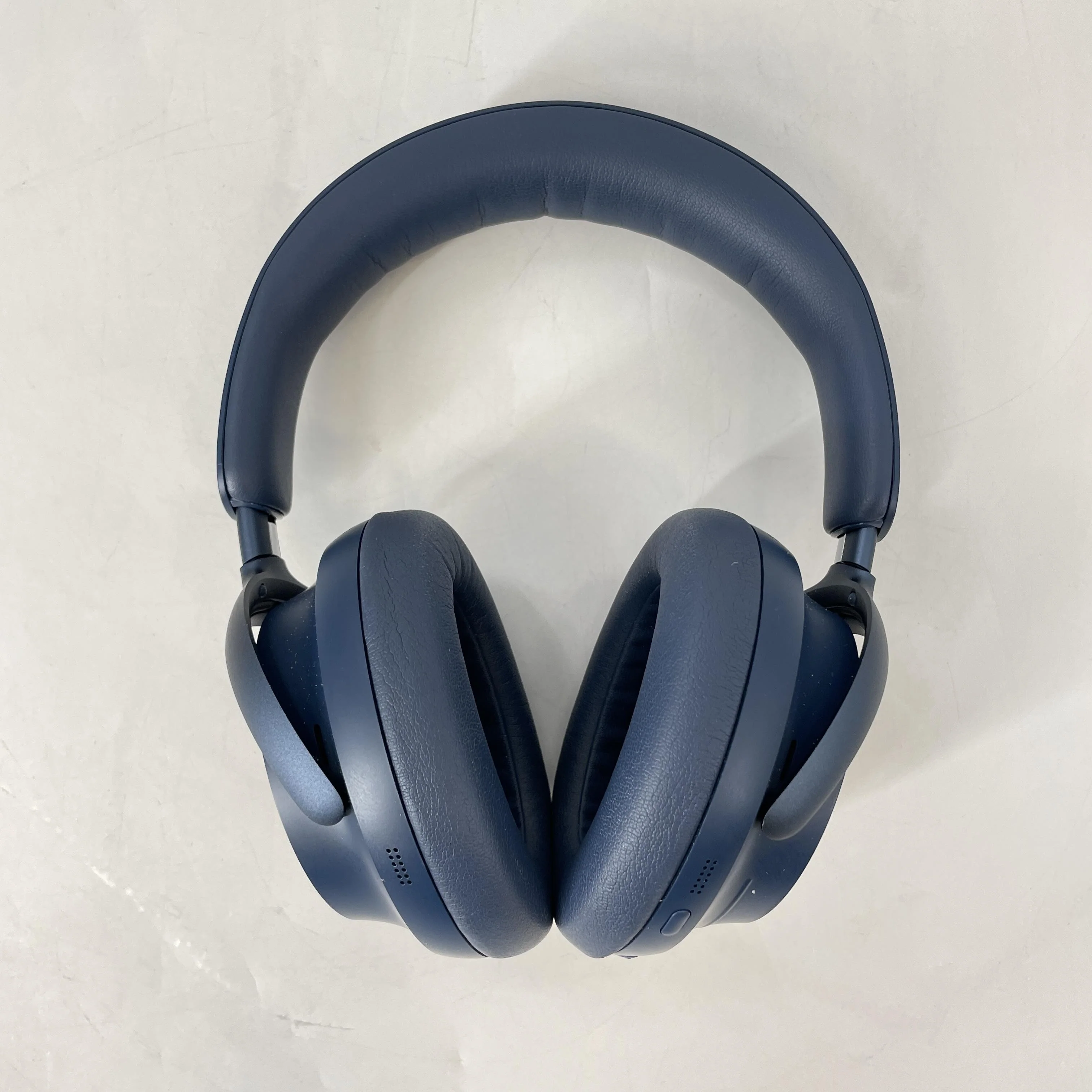 Bose QuietComfort Ultra Headphones Blue - Image 3