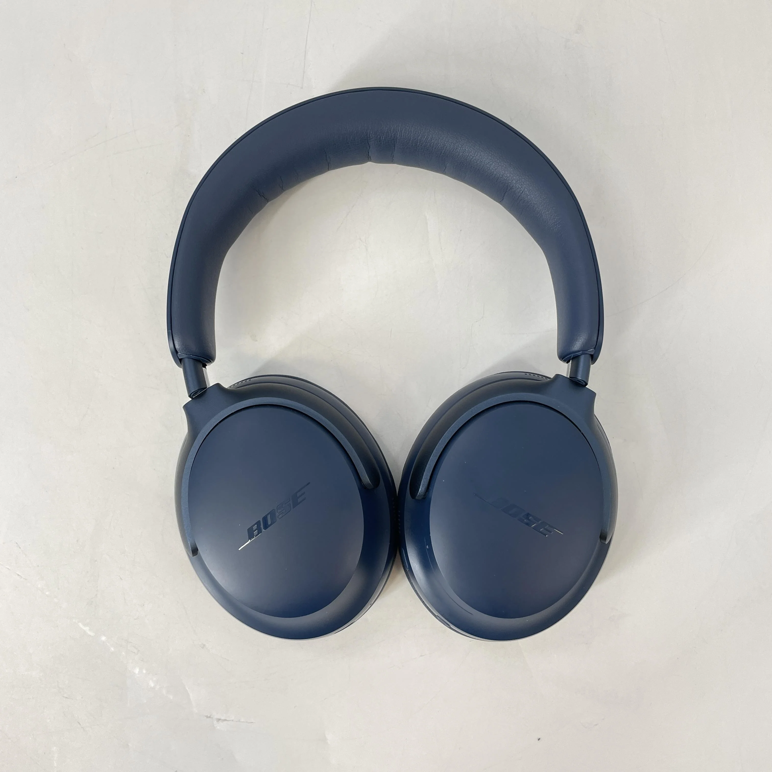 Bose QuietComfort Ultra Headphones Blue - Image 4