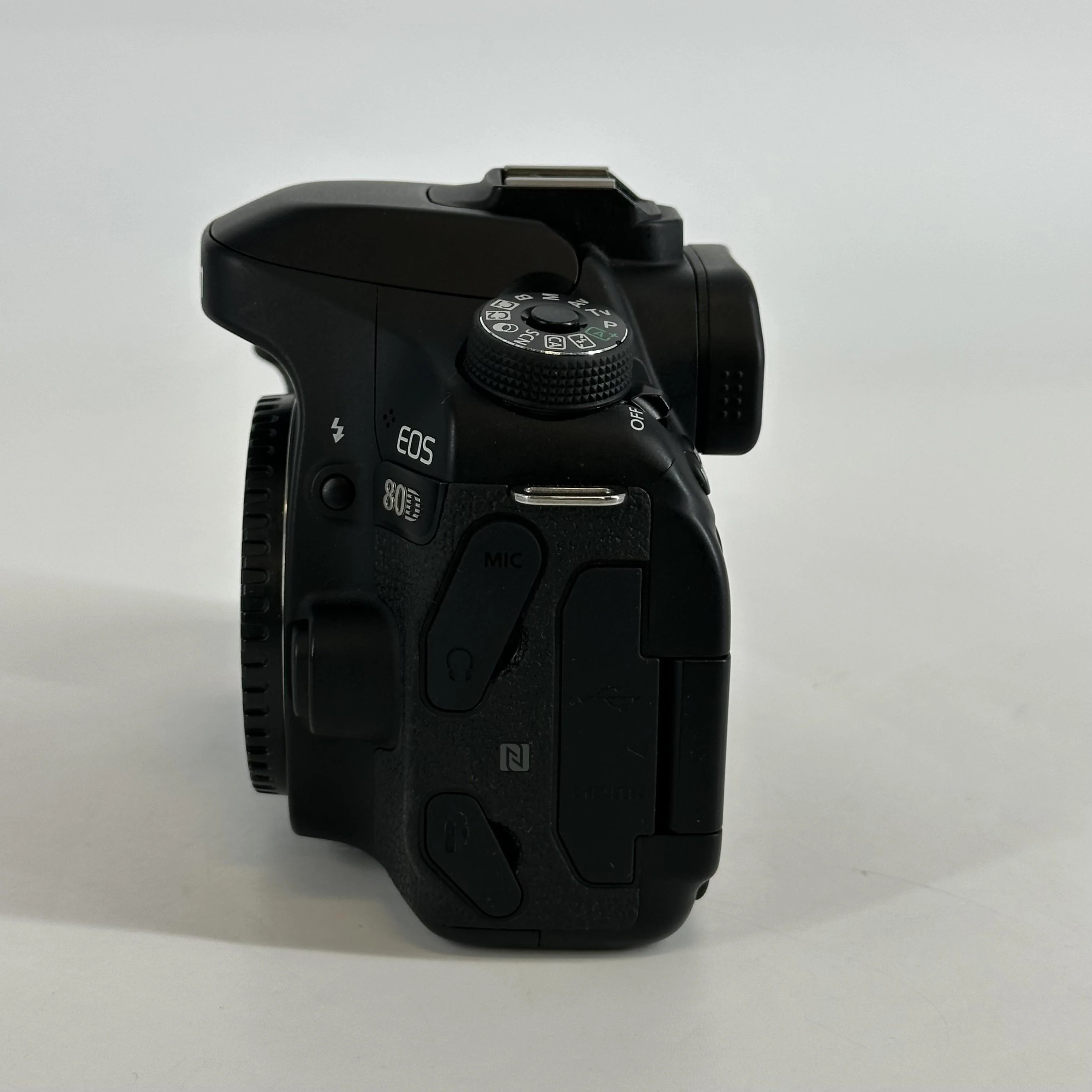 Canon EOS 80D 24.2MP Black - Image 10
