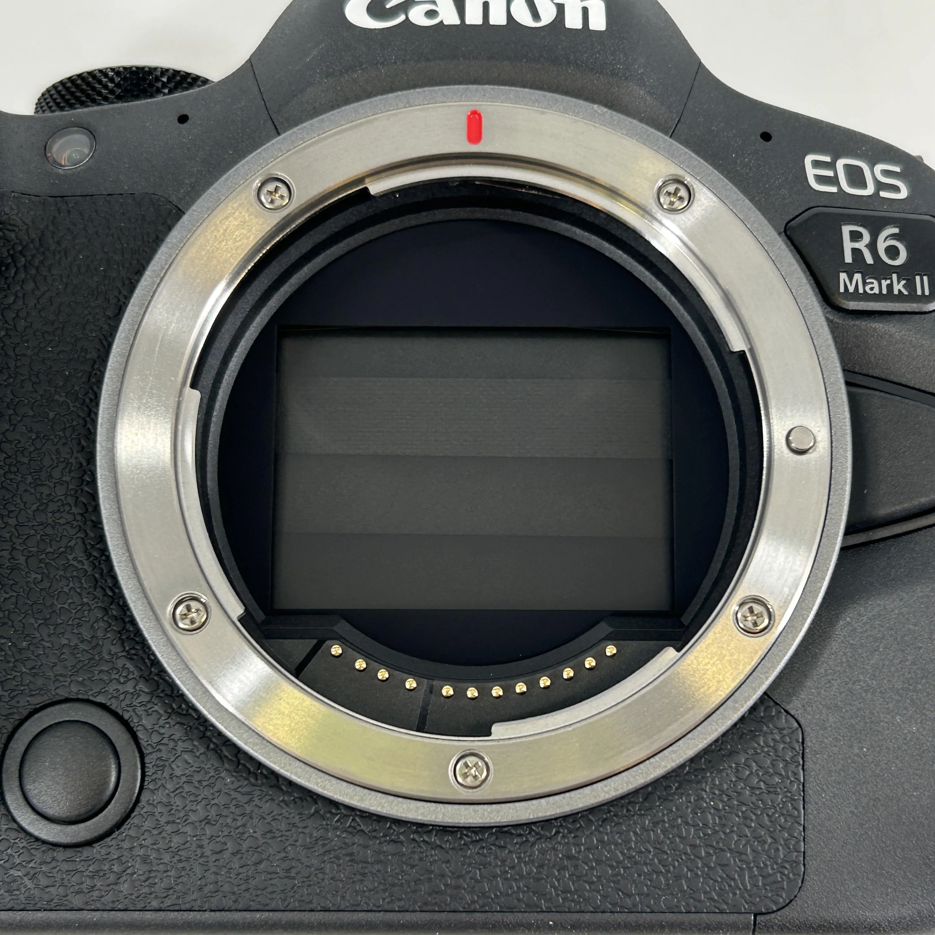Canon EOS R6 Mark II 24.2MP Black - Image 8