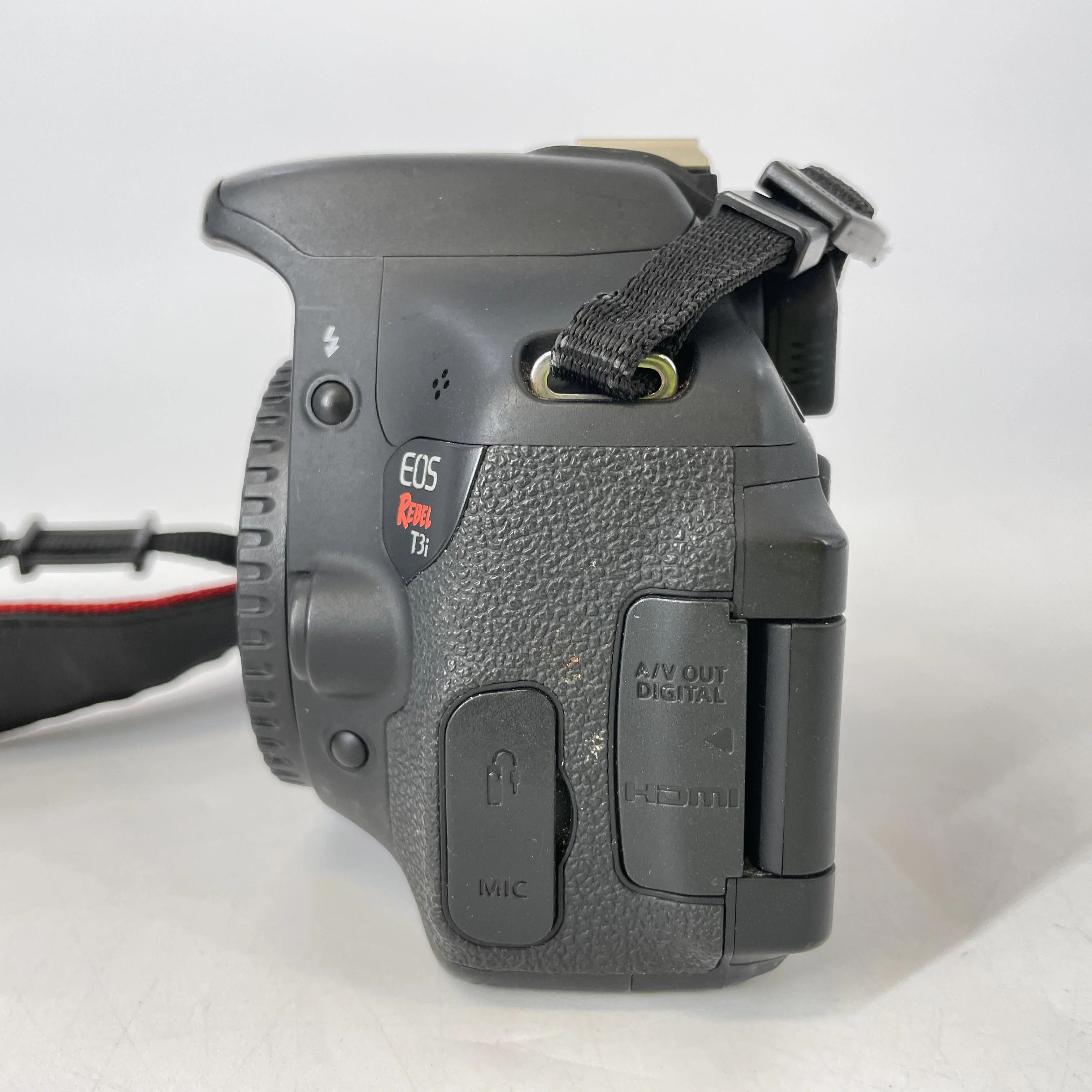 Canon EOS Rebel T3i 18MP Black - Image 4