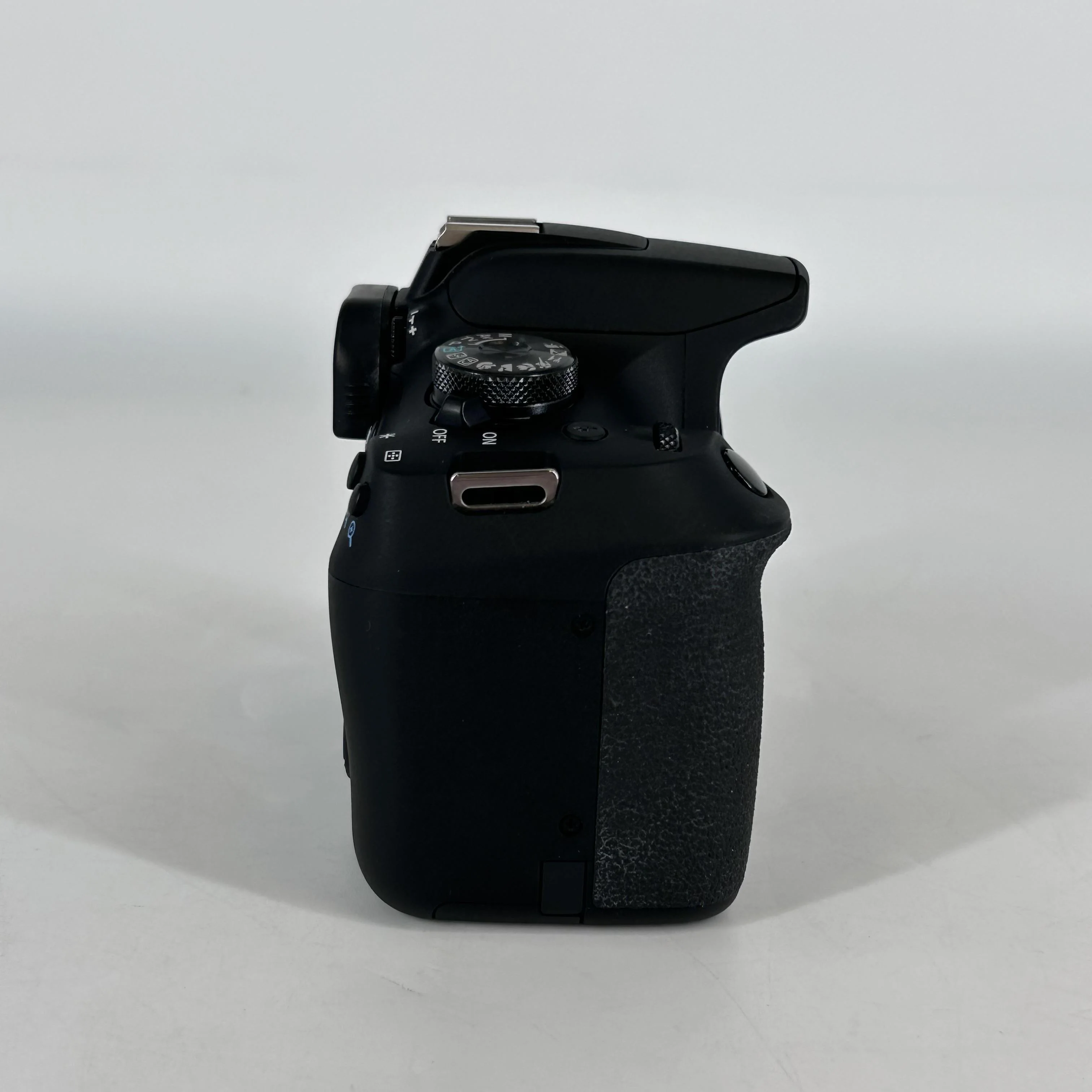Canon EOS Rebel T7 24.1MP Black - Image 2