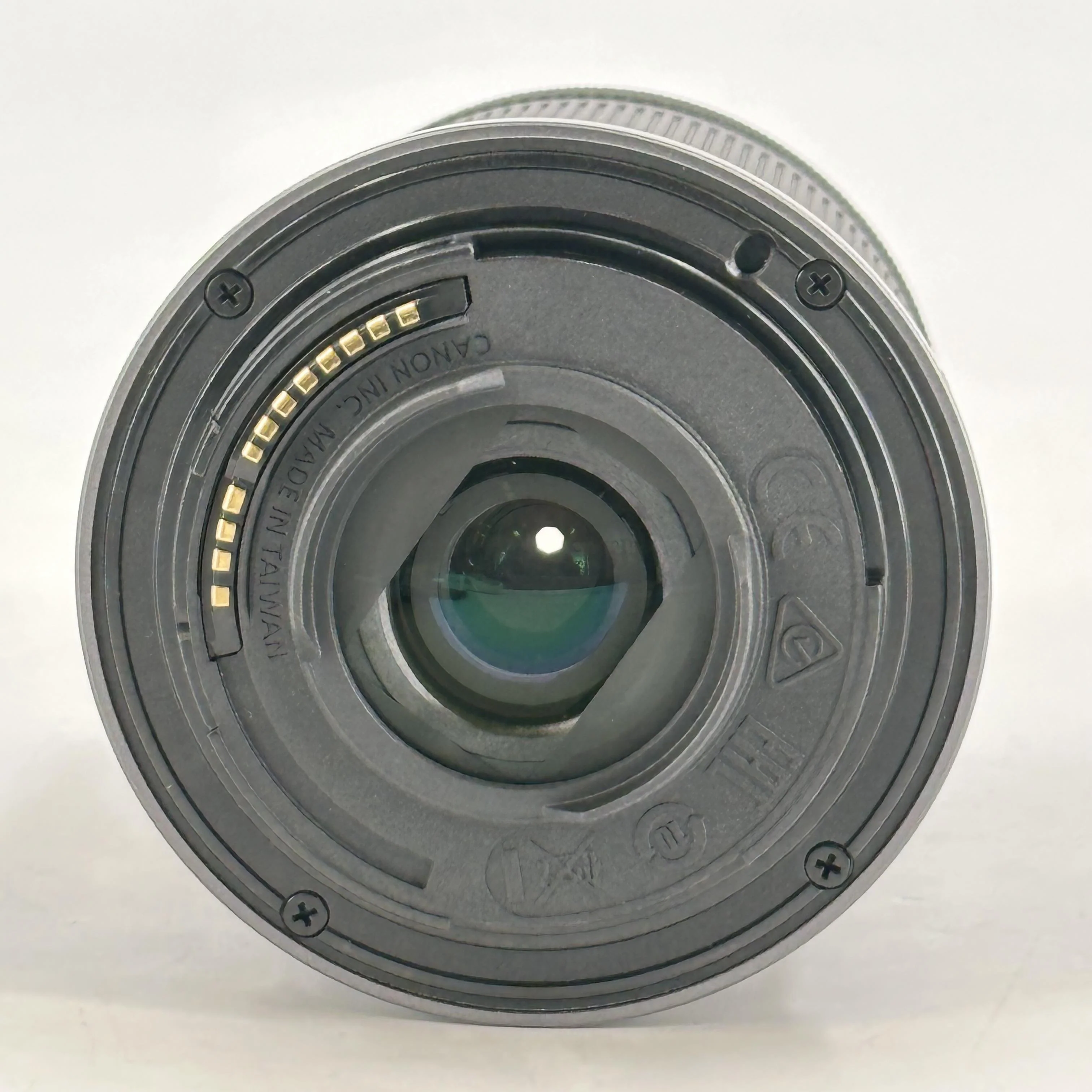 Canon RF-S 18-150mm Black - Image 7