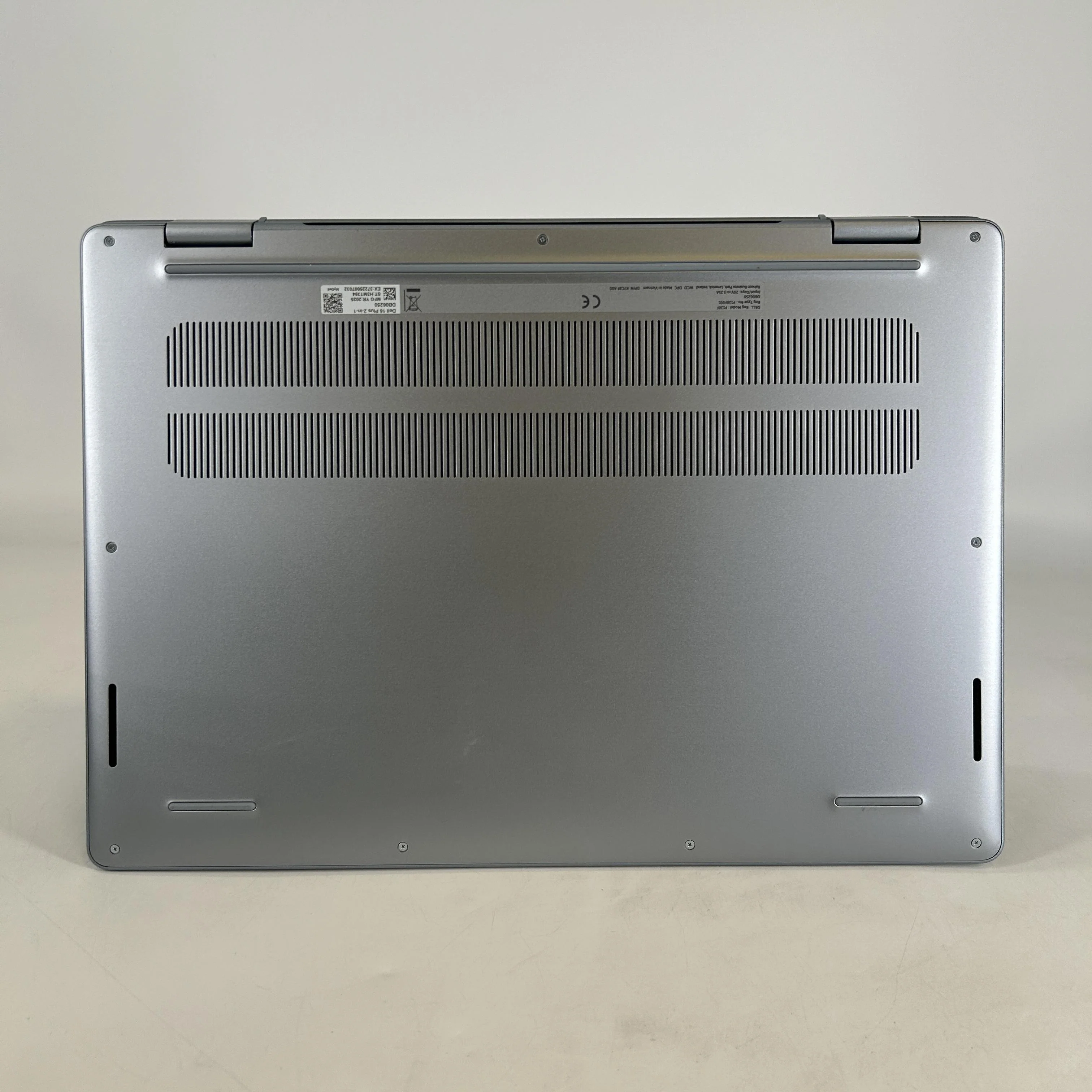 Dell 16 Plus (2-in-1) DB06250 Ice Blue 2.2 GHz Intel Core Ultra 7 Series 2 16GB RAM 1TB Solid State Drive - Image 5