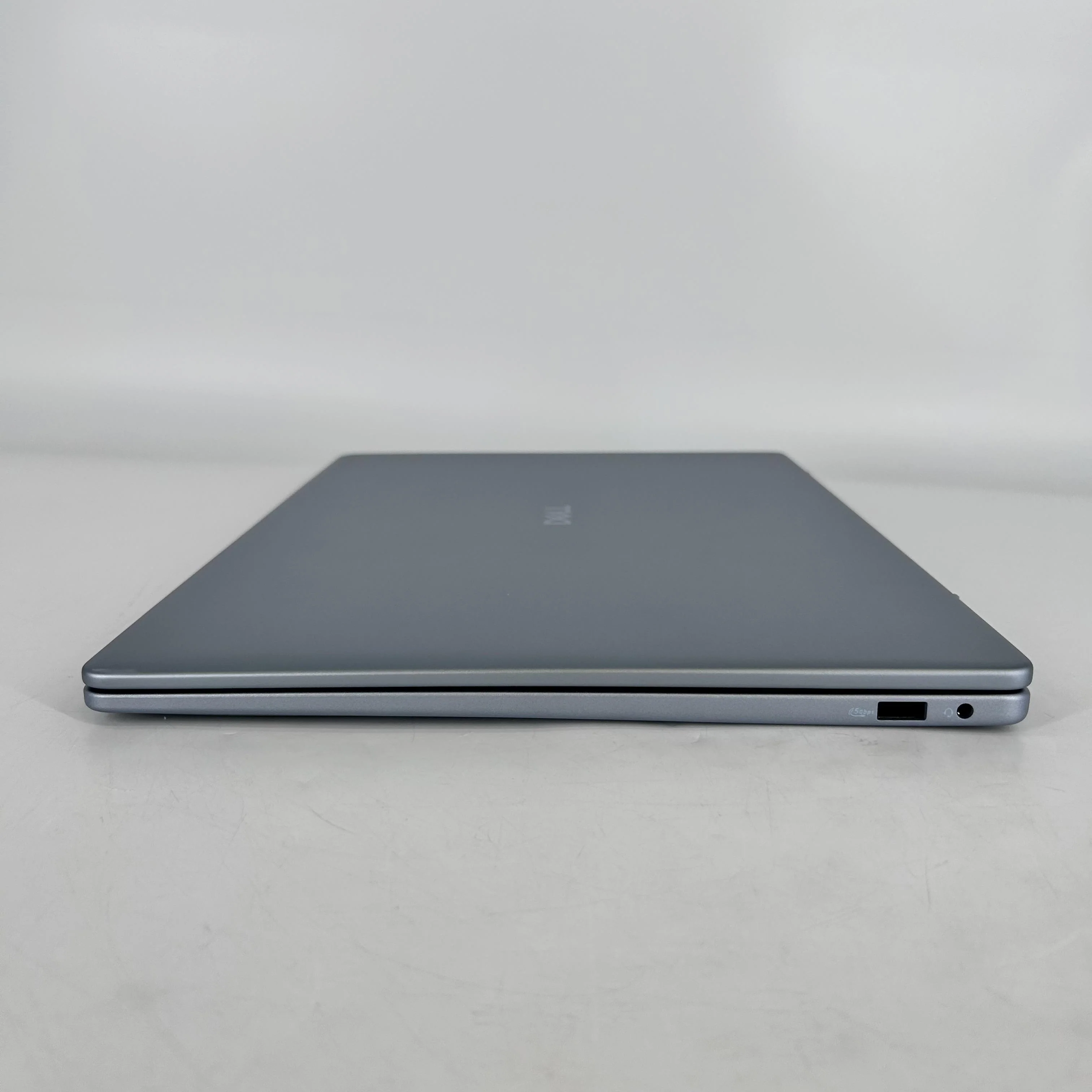 Dell 16 Plus DB16250 Ice Blue 3.3 GHz Intel Core Ultra 9 Series 2 32GB RAM 2TB Solid State Drive - Image 7