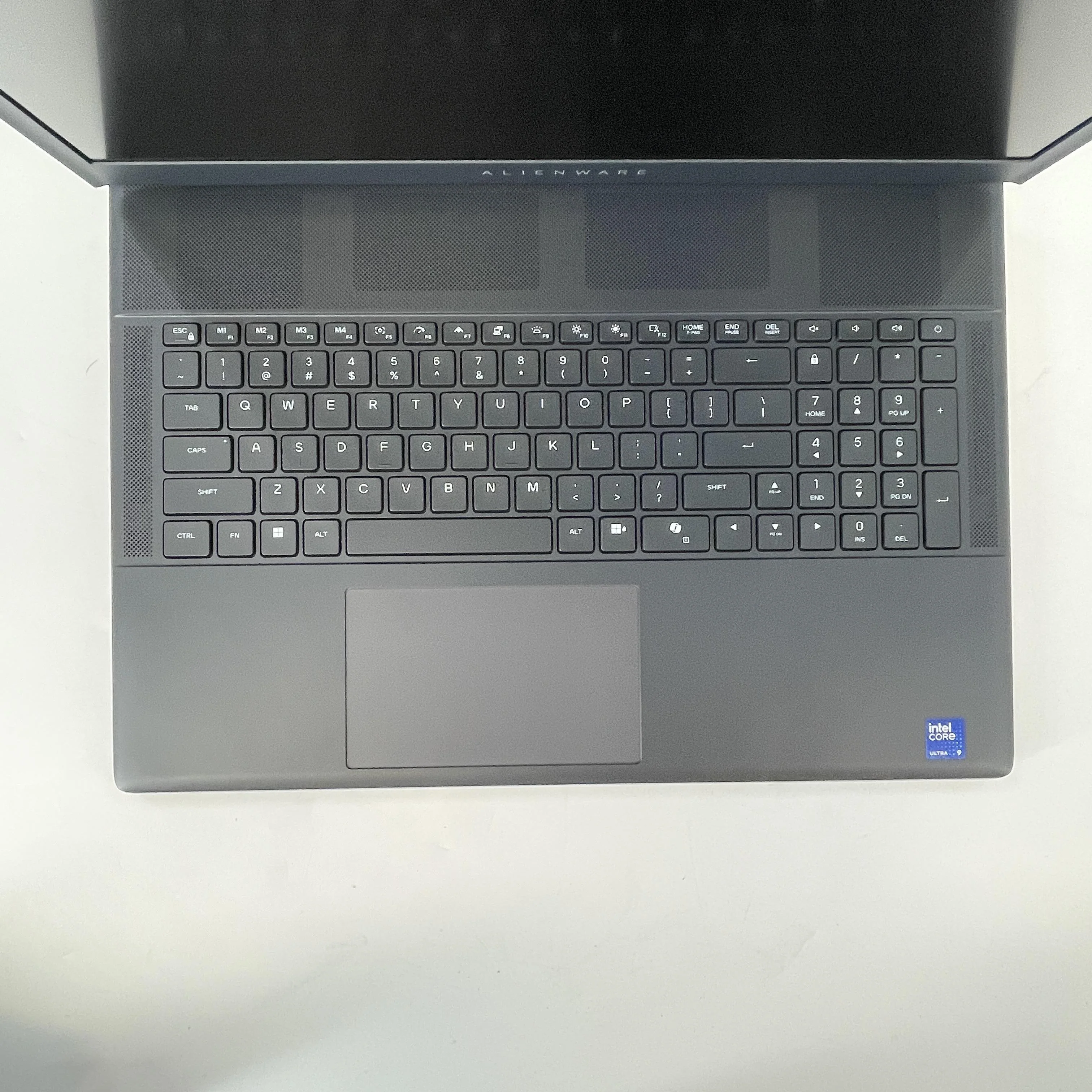 Dell Alienware 18 Area-51 Teal 2.7 GHz Intel Core Ultra 9 Series 2 64GB RAM 2TB Solid State Drive 2TB Solid State Drive NVIDIA GeForce RTX 5090 24 GB - Image 2