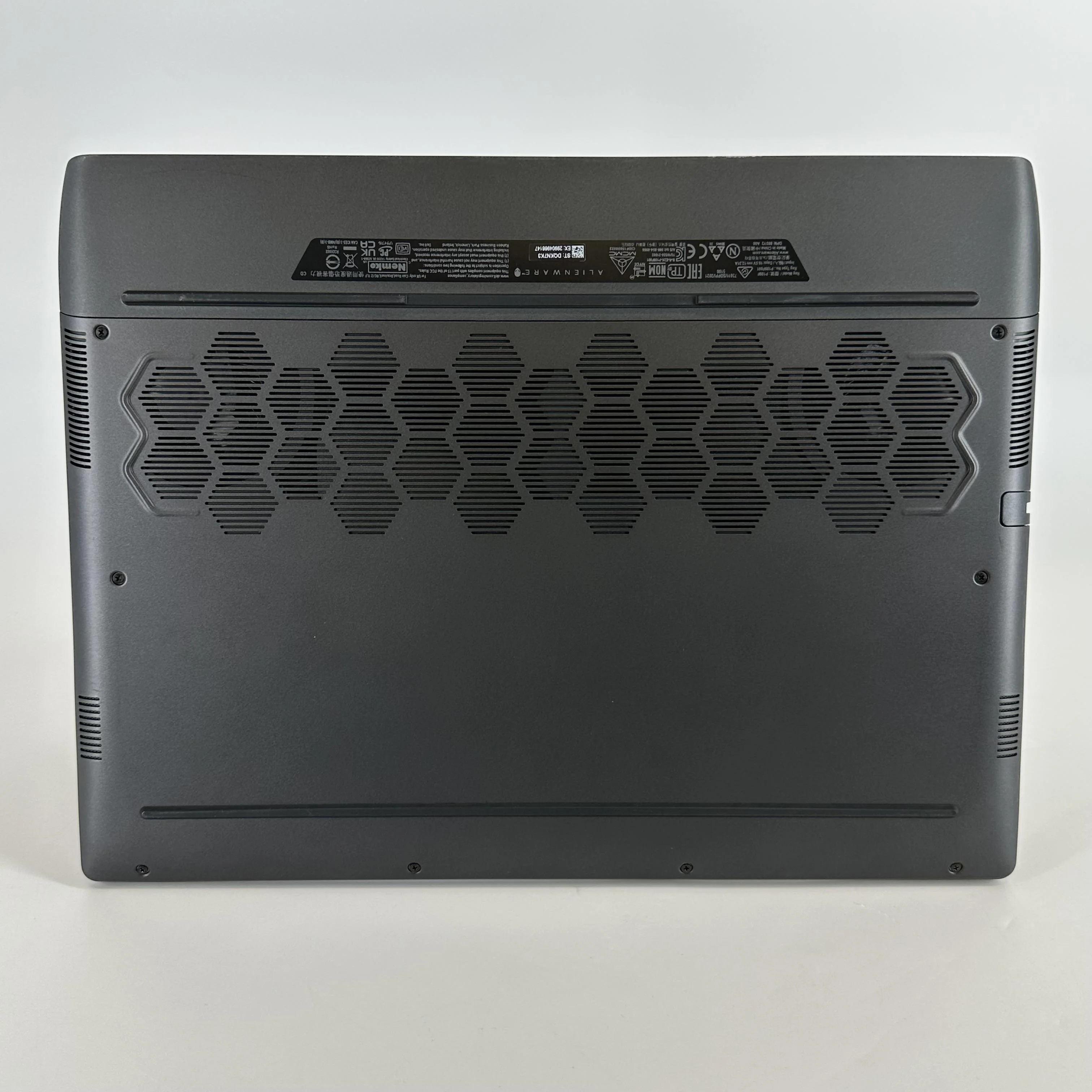 Dell Alienware m15 R6 Silver 2.3 GHz Intel Core i7 11th Gen. 16GB RAM 512GB Solid State Drive NVIDIA GeForce RTX 3060 6 GB - Image 11