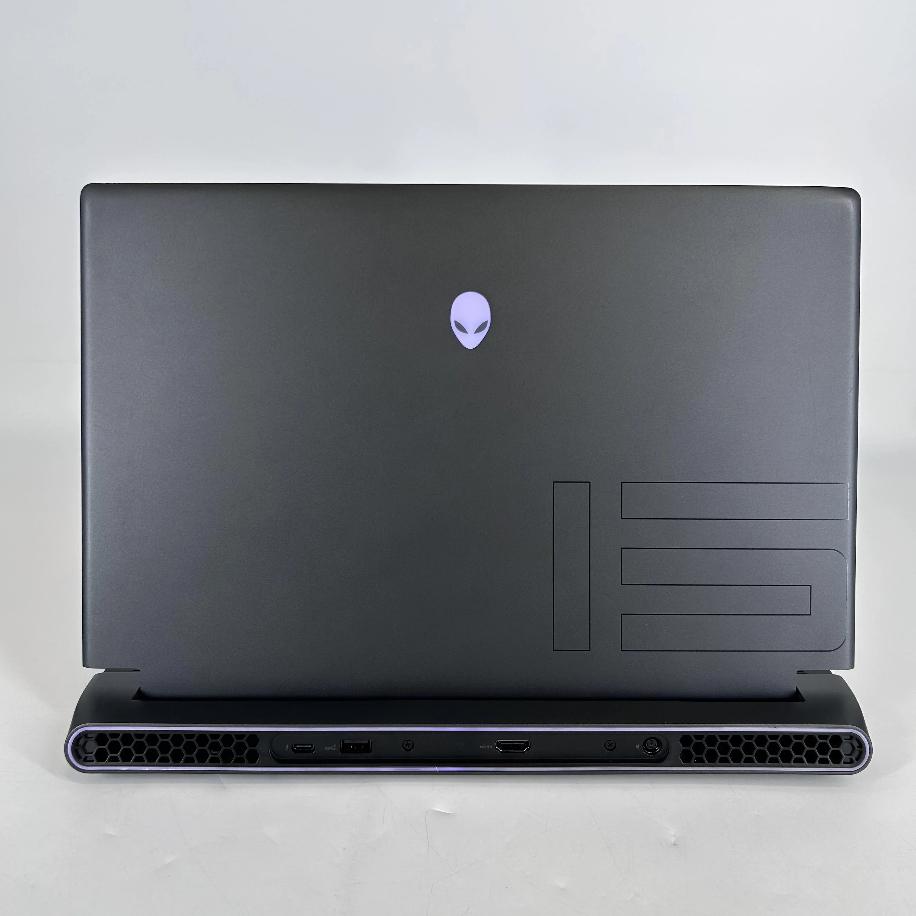Dell Alienware m15 R7 Black 2.5 GHz Intel Core i9 12th Gen. 32GB RAM 1TB Solid State Drive NVIDIA GeForce RTX 3080 8 GB - Image 22