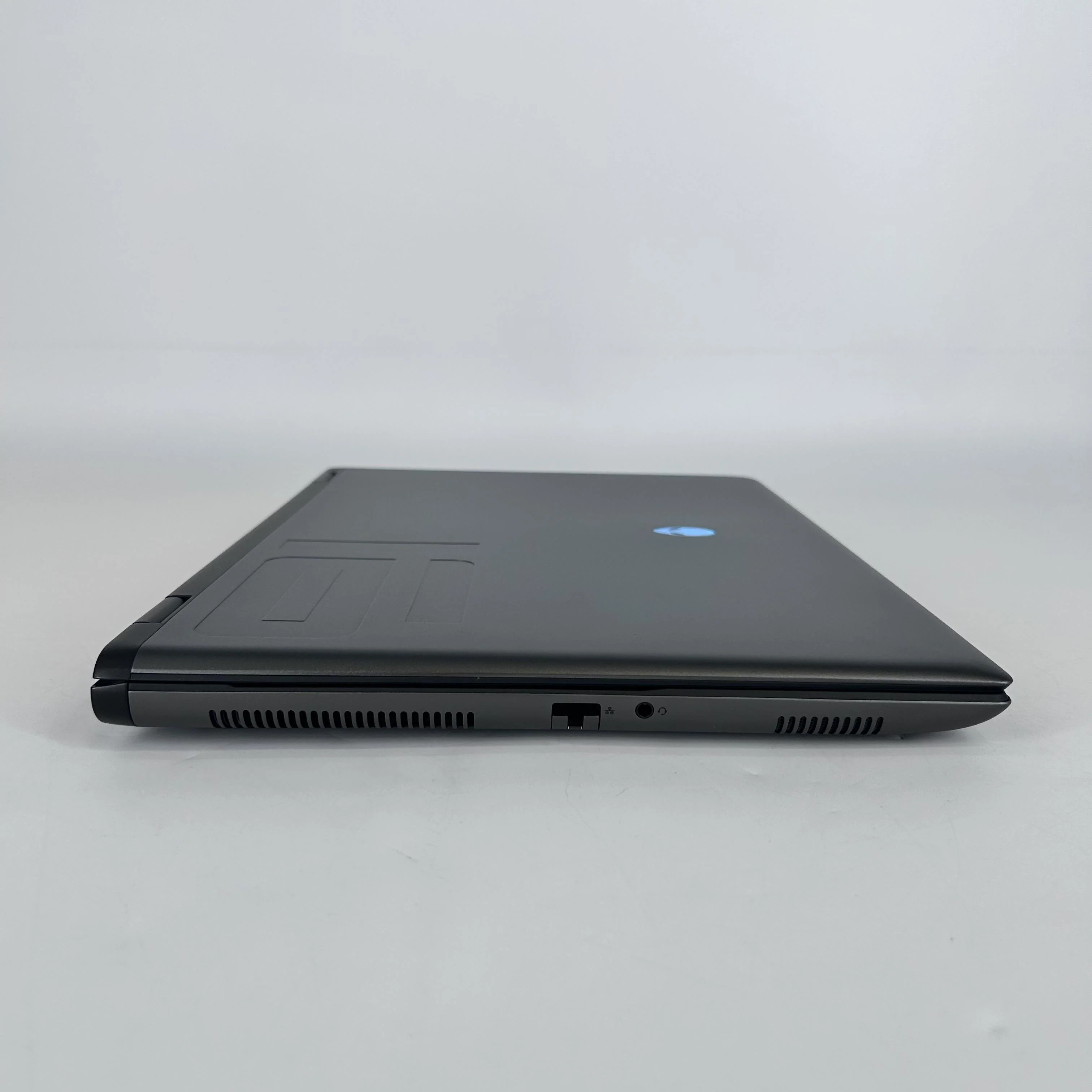 Dell Alienware M16 R2 Black 2.3 GHz Intel Core Ultra 9 32GB RAM 1TB Solid State Drive NVIDIA GeForce RTX 4070 8 GB - Image 10