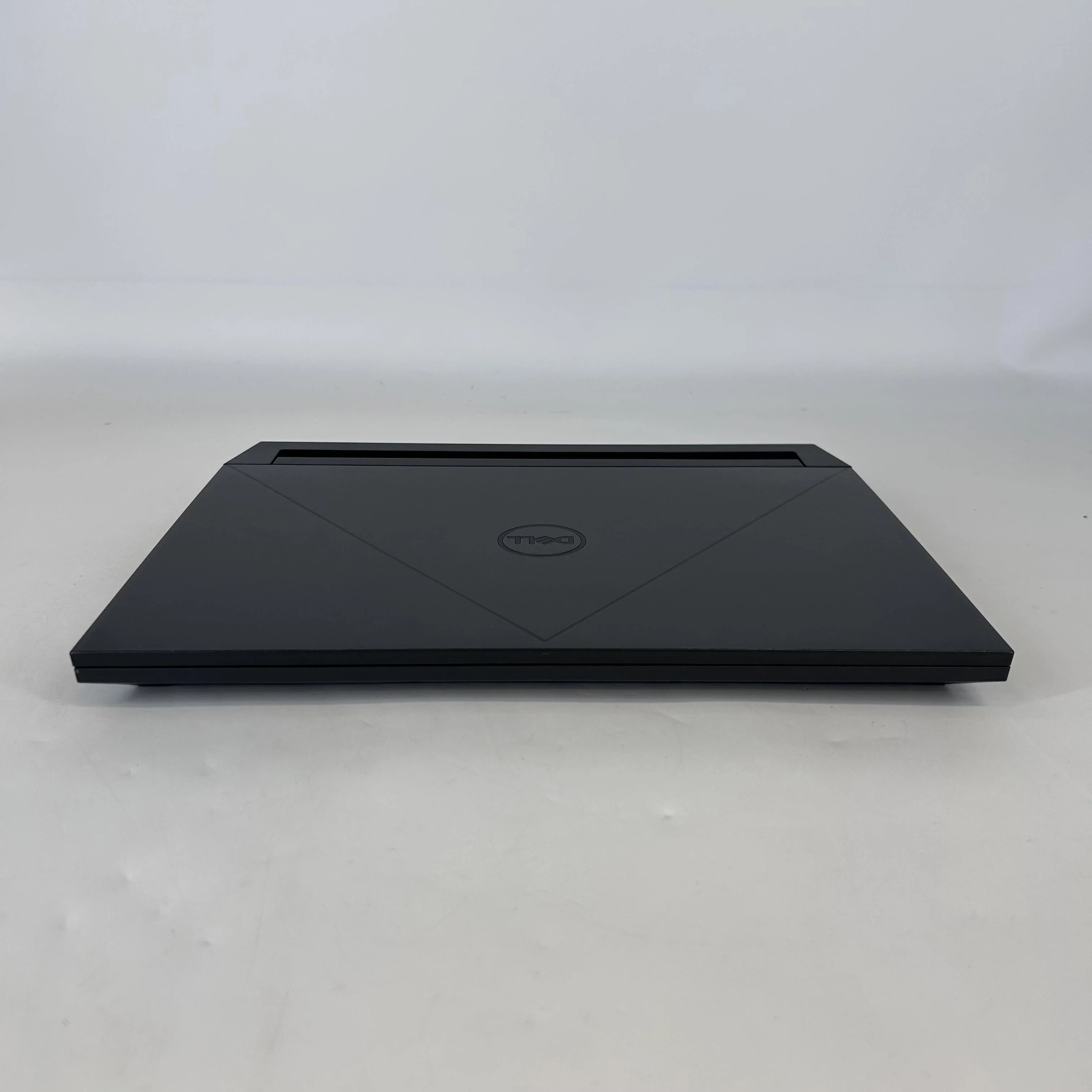 Dell G15 5535 15.6 Gray 3.8 GHz AMD Ryzen 7 7840HS 16GB RAM 512GB Solid State Drive NVIDIA GeForce RTX 4060 8 GB - Image 6