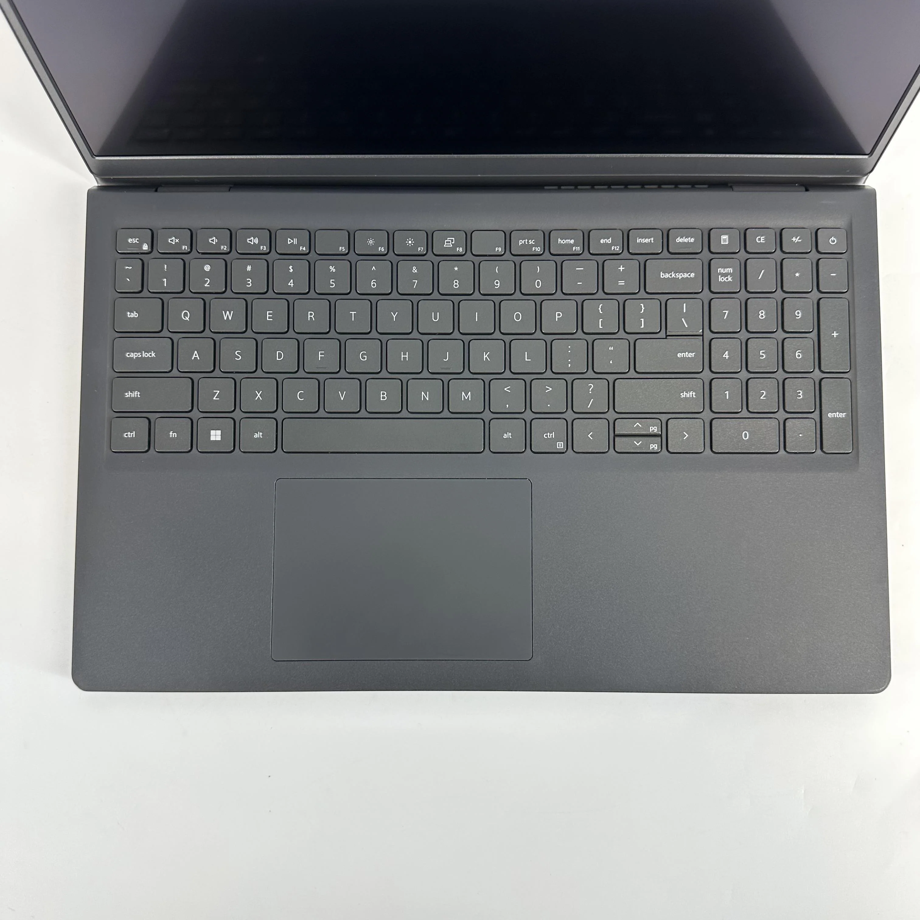 Dell Inspiron 3520 15.6 Black 1.3 GHz Intel Core i5 12th Gen. 8GB RAM 512GB Solid State Drive - Image 2
