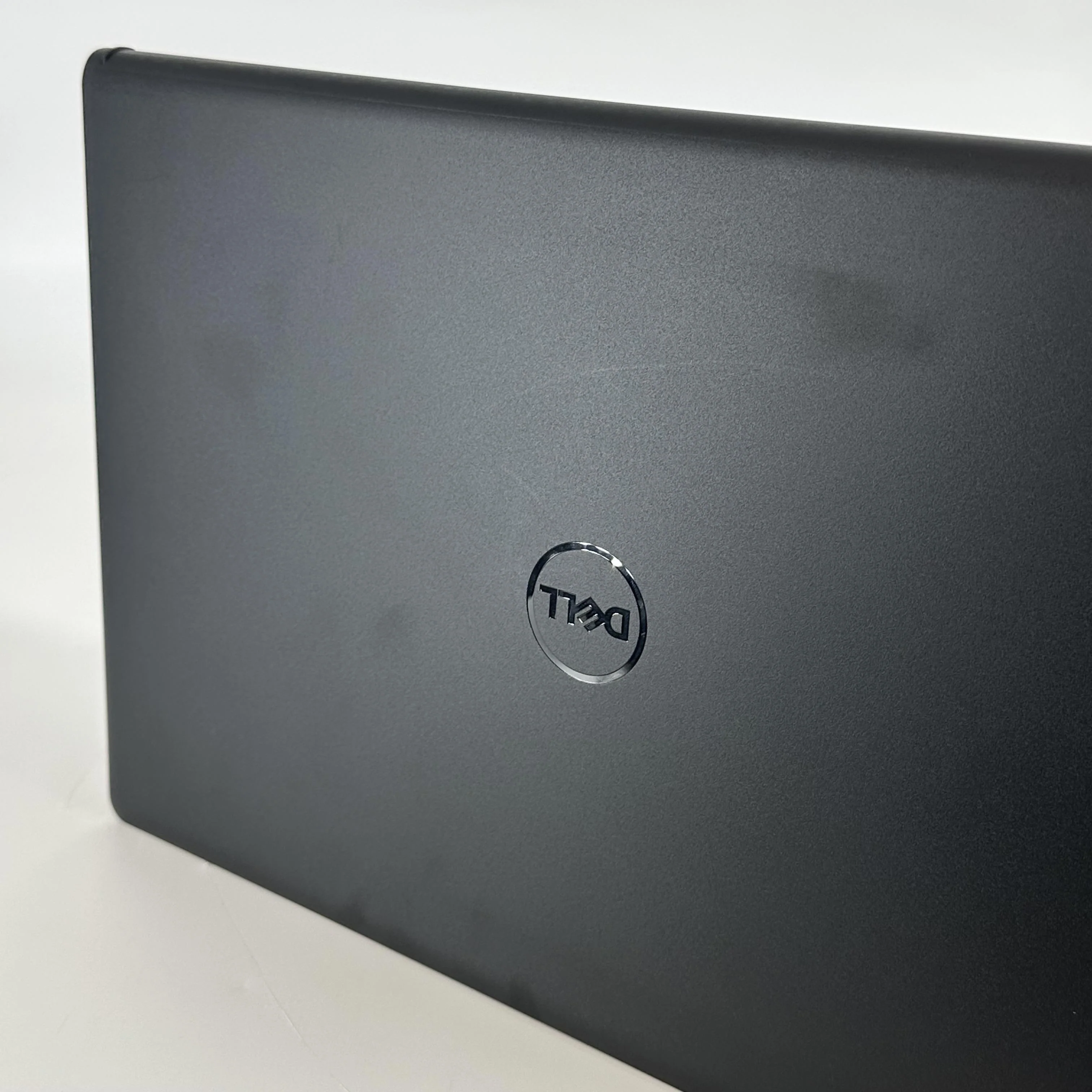 Dell Inspiron 3530 15.6 Black 1.3 GHz Intel Core i5 13th Gen. 8GB RAM 512GB Solid State Drive - Image 8