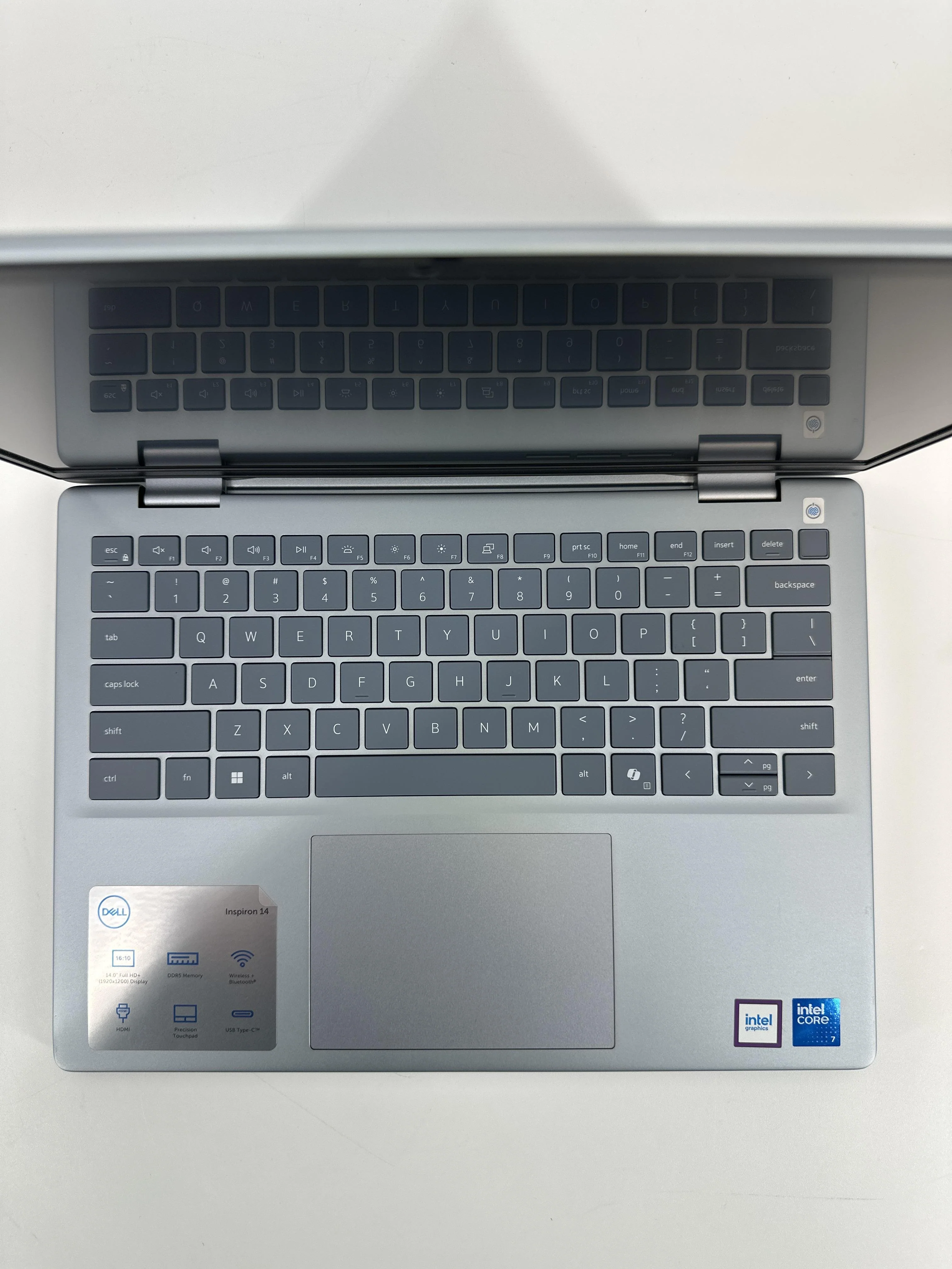 Dell Inspiron 5440 14 Silver 1.8 GHz Intel Core 7 16GB RAM 1TB Solid State Drive - Image 2