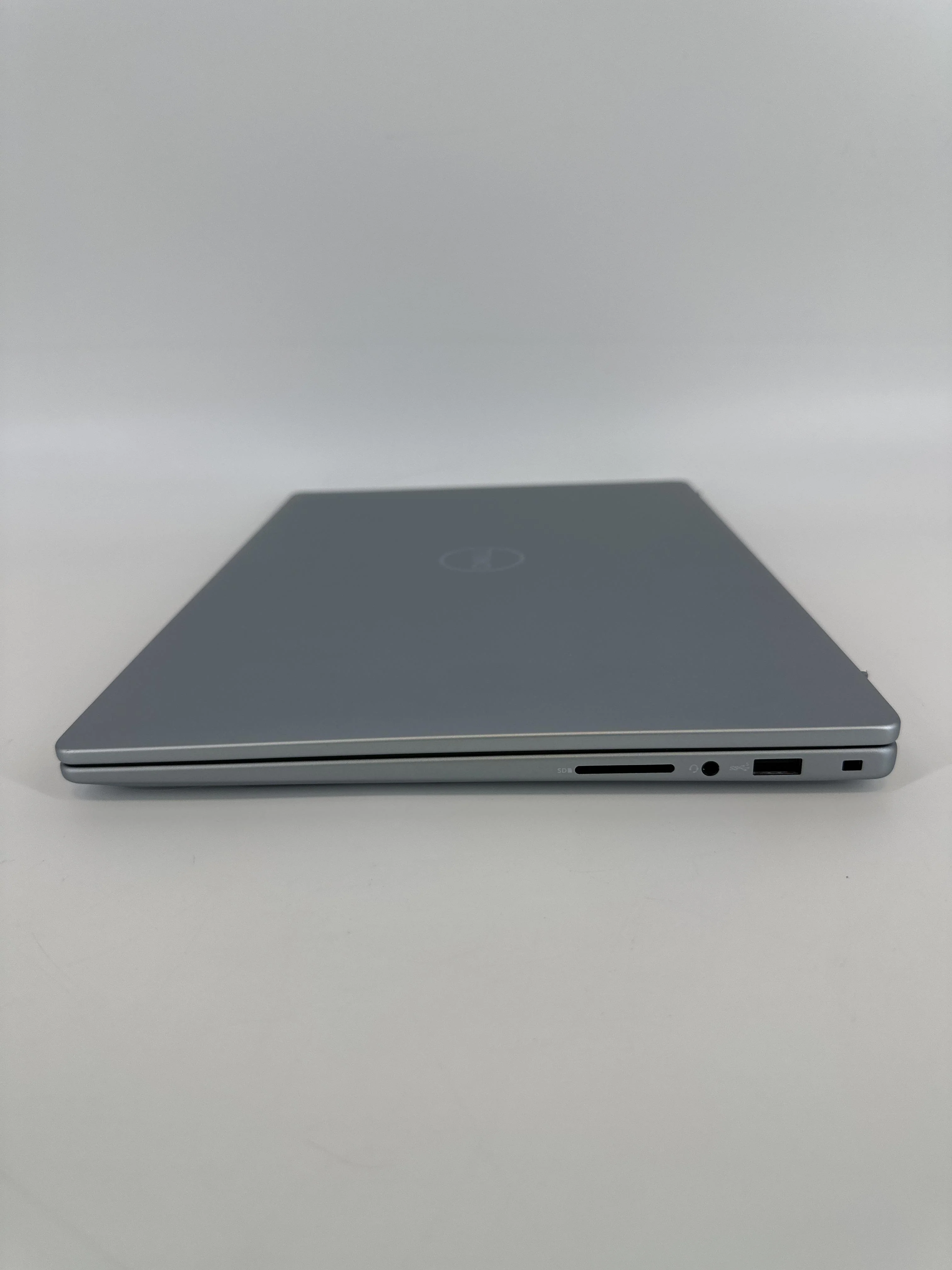 Dell Inspiron 5440 14 Silver 1.8 GHz Intel Core 7 16GB RAM 1TB Solid State Drive - Image 8