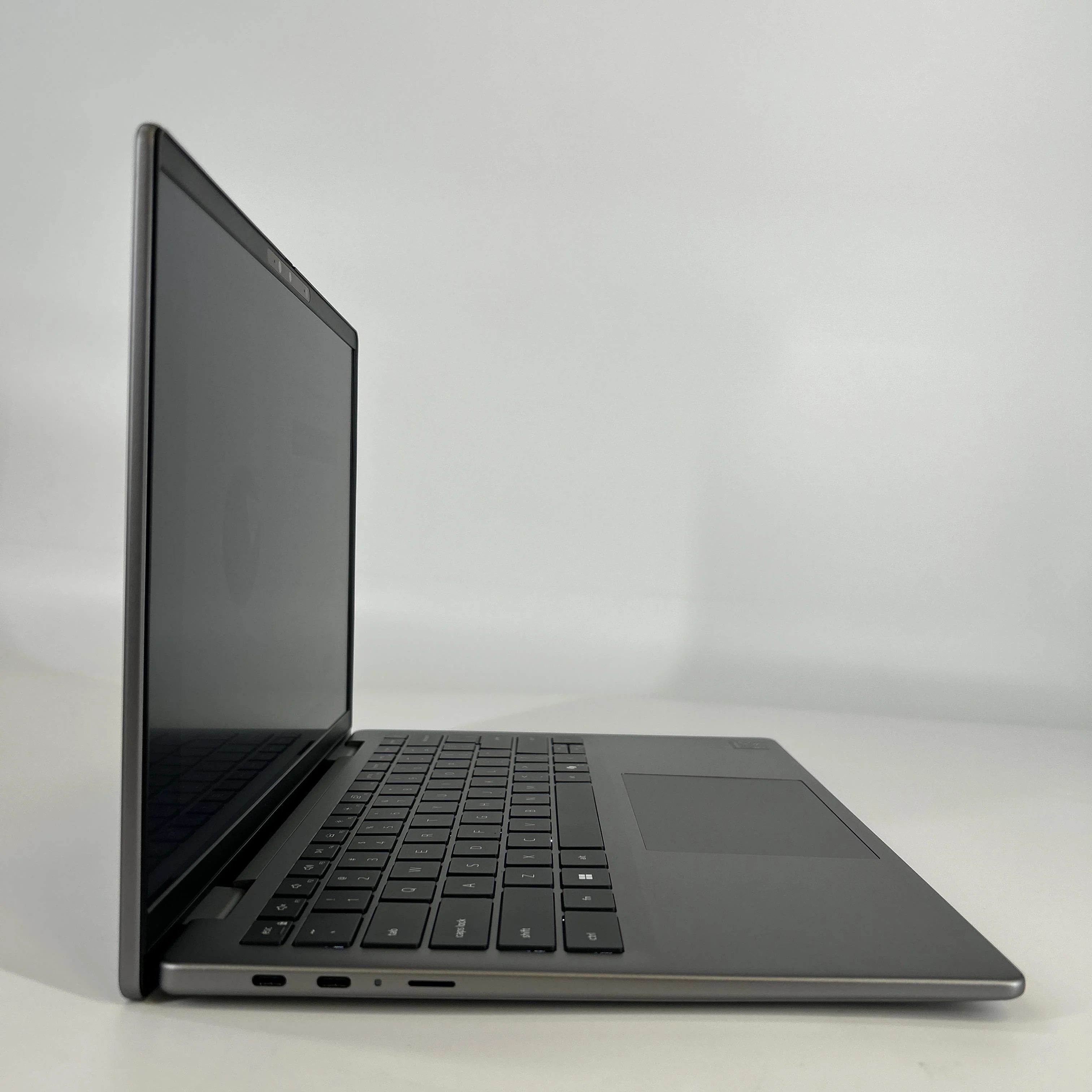 Dell Inspiron 5441 14 Silver 3.2 GHz Qualcomm Snapdragon X Plus 16GB RAM 512GB Solid State Drive - Image 5