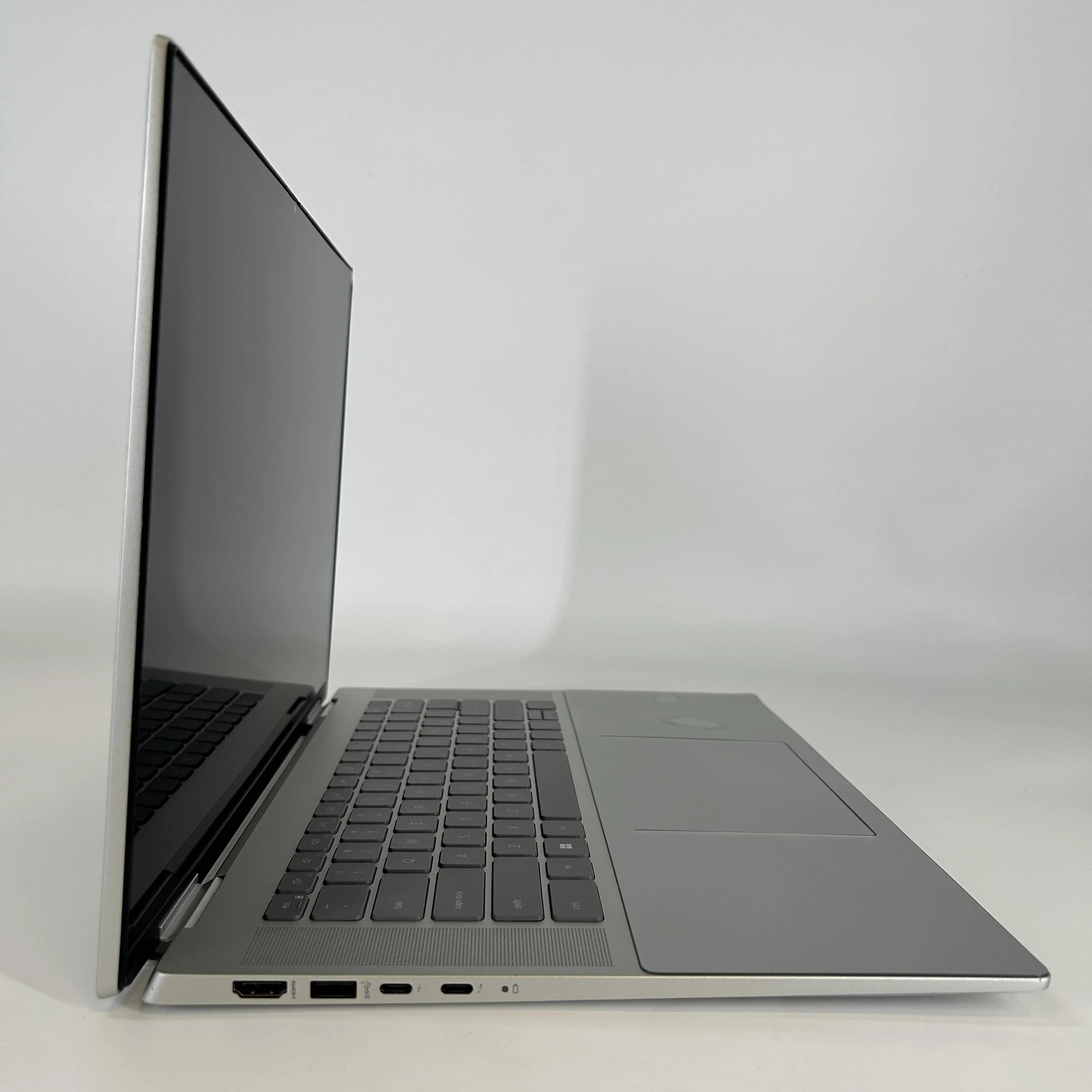 Dell Inspiron 7620 (2-in-1) 16 Silver 2.1 GHz Intel Core i7 12th Gen. 16GB RAM 512GB Solid State Drive - Image 4
