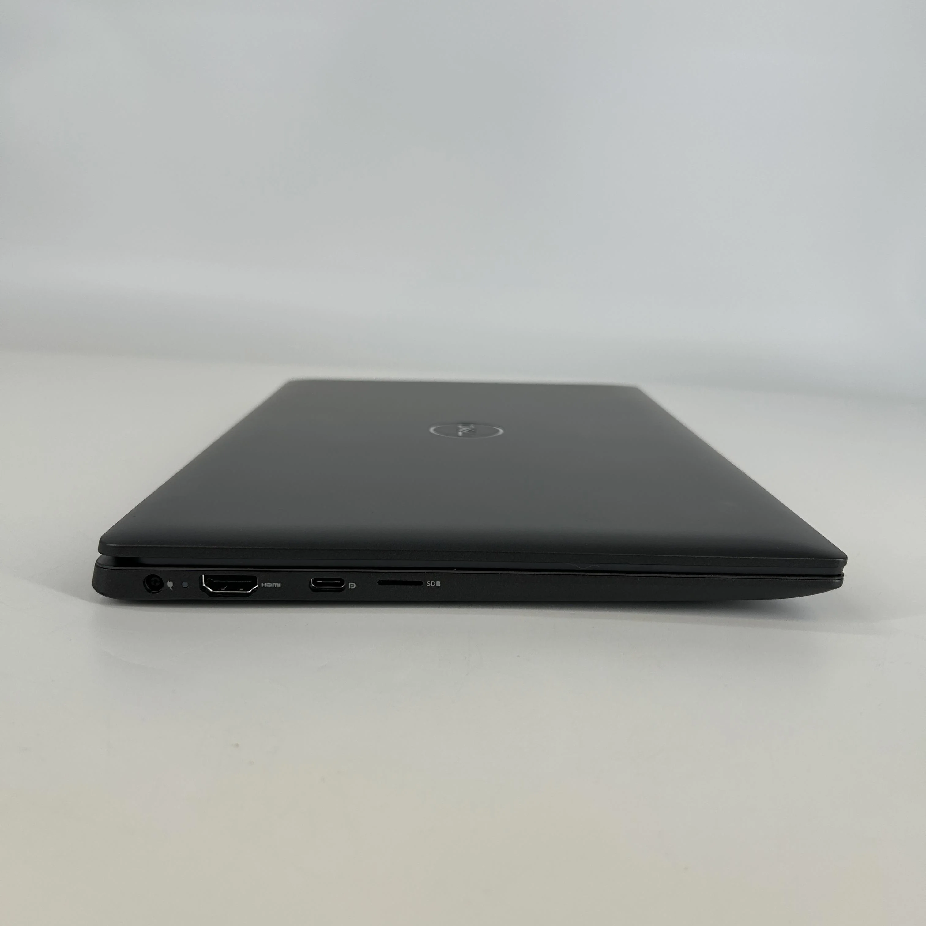 Dell Latitude 3301 13.3 Gray 2.1 GHz Intel Core i3 8th Gen. 4GB RAM 128GB Solid State Drive - Image 9